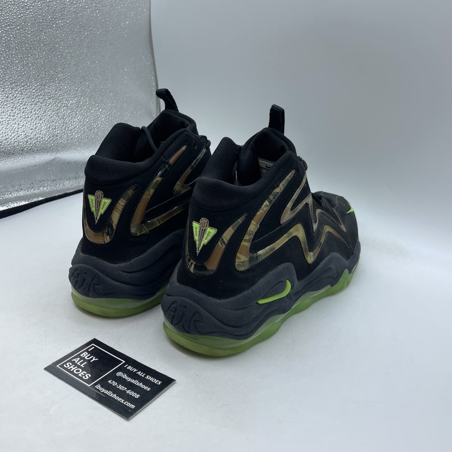 Size 11 - Nike Air Pippen Black (325001-002)