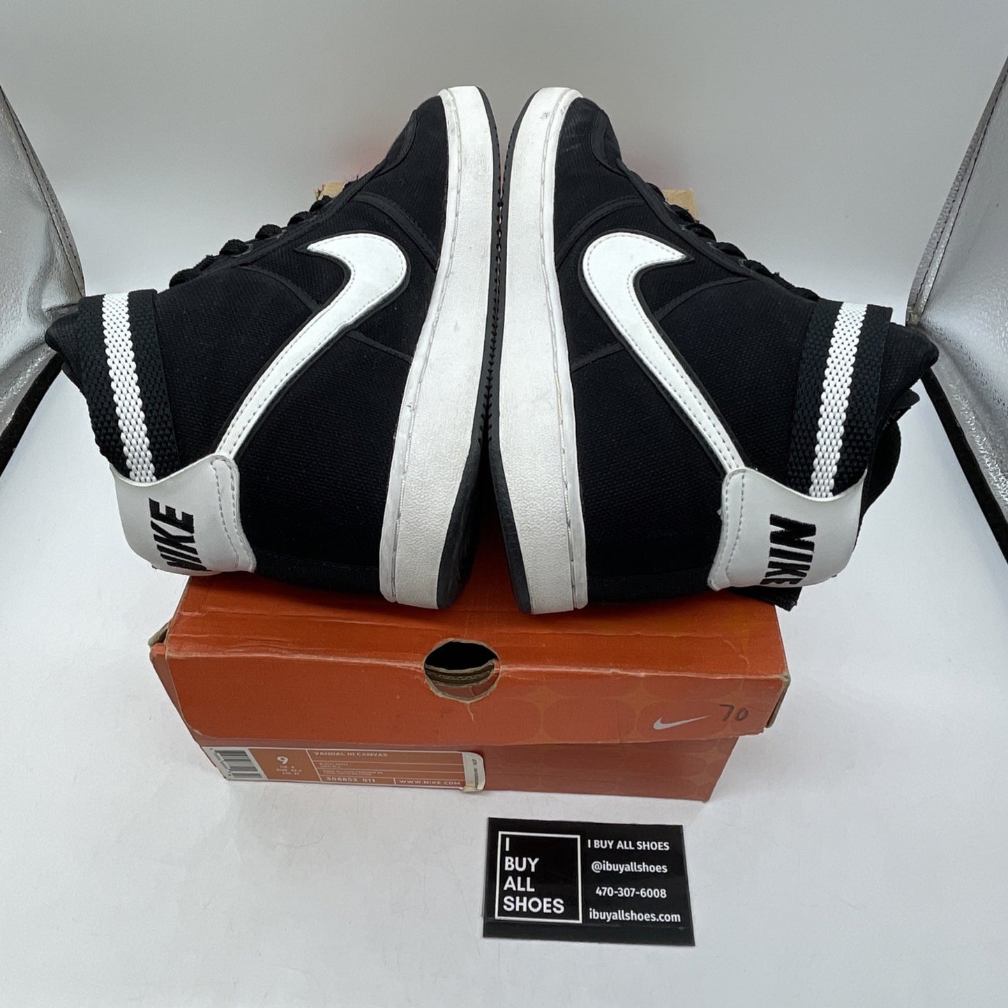 Size 9 - NIKE VANDAL CANVAS Black White Suede Leather (308852-011)
