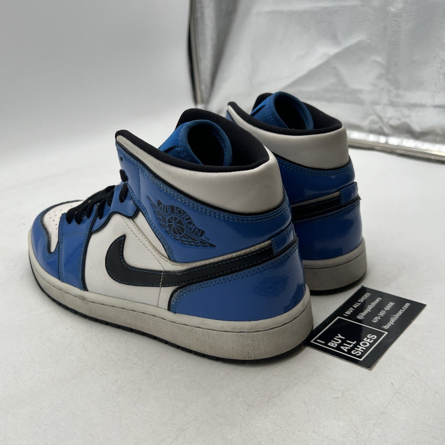 Size 9.5 - Air Jordan 1 SE Mid Signal Blue (DD6834-402)