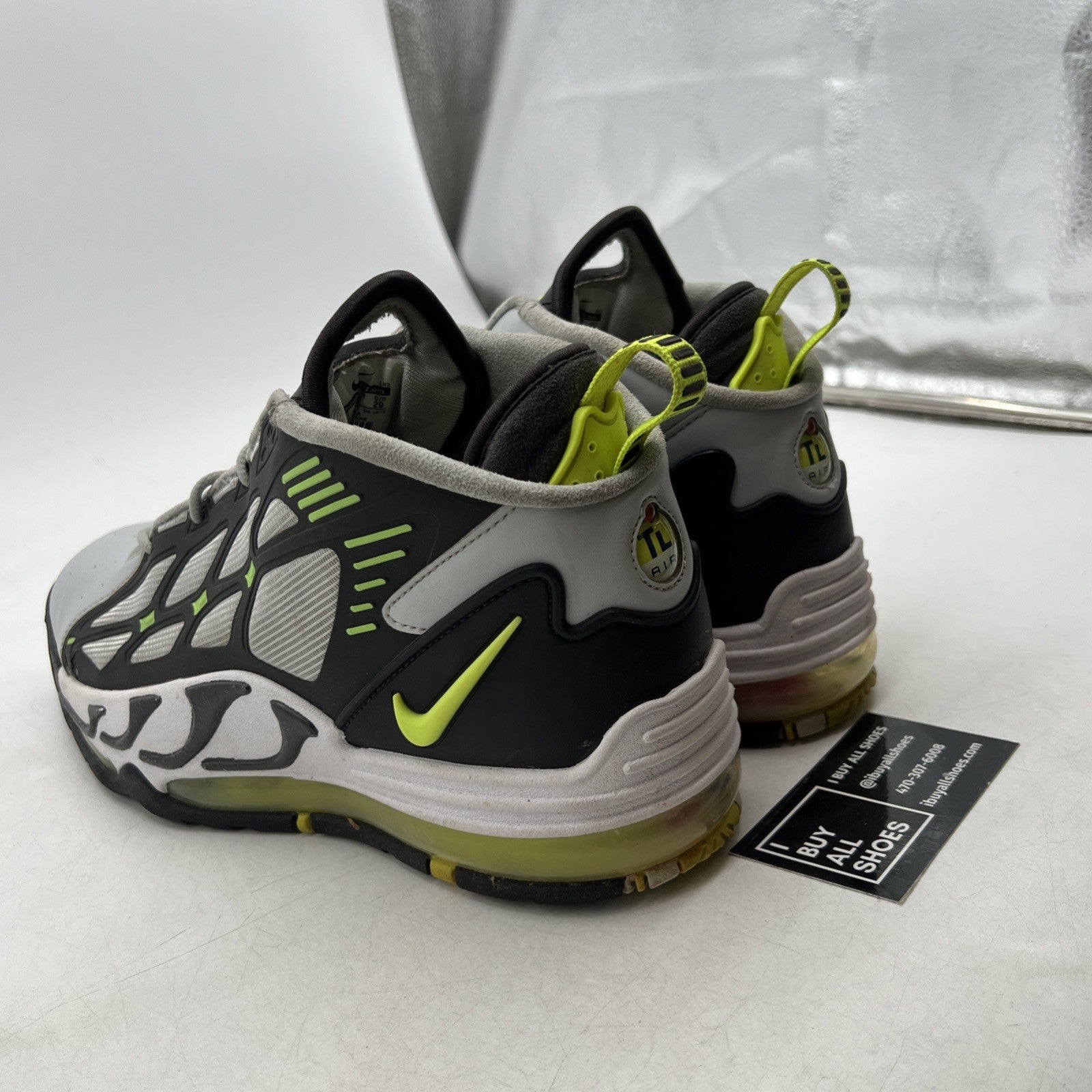 Size 11 - Nike Air Max Pillar 2012 Neutral Grey (525226-001)