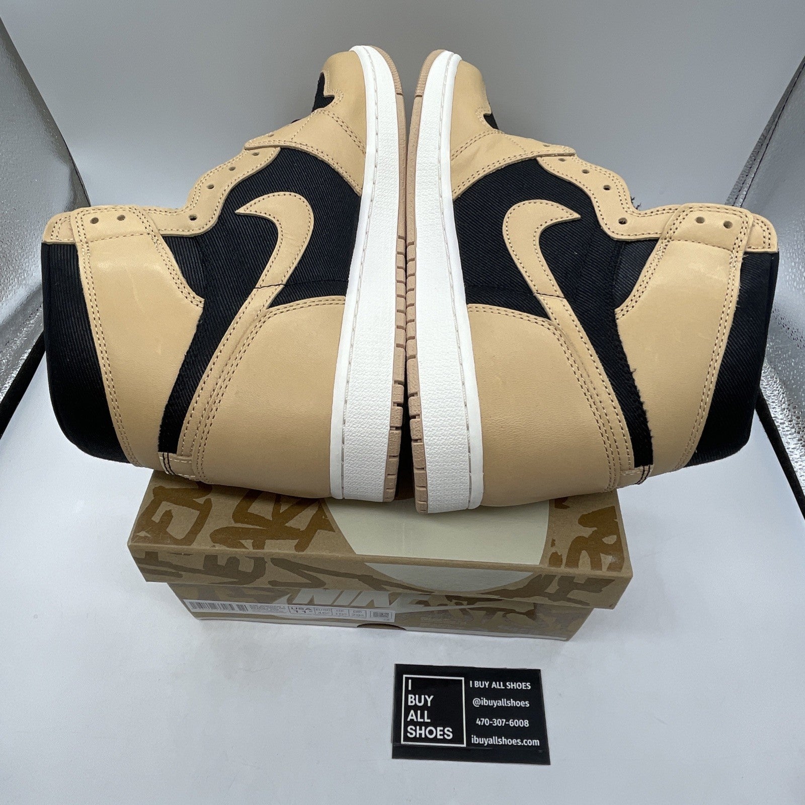 Size 11.5 - Air Jordan 1 Retro High OG Heirloom 2022 (555088-202)