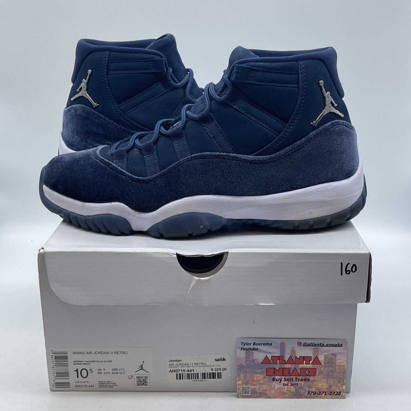 Size 10.5W - Jordan 11 Midnight Navy Velvet 2022 Silver White (AR0715-441)