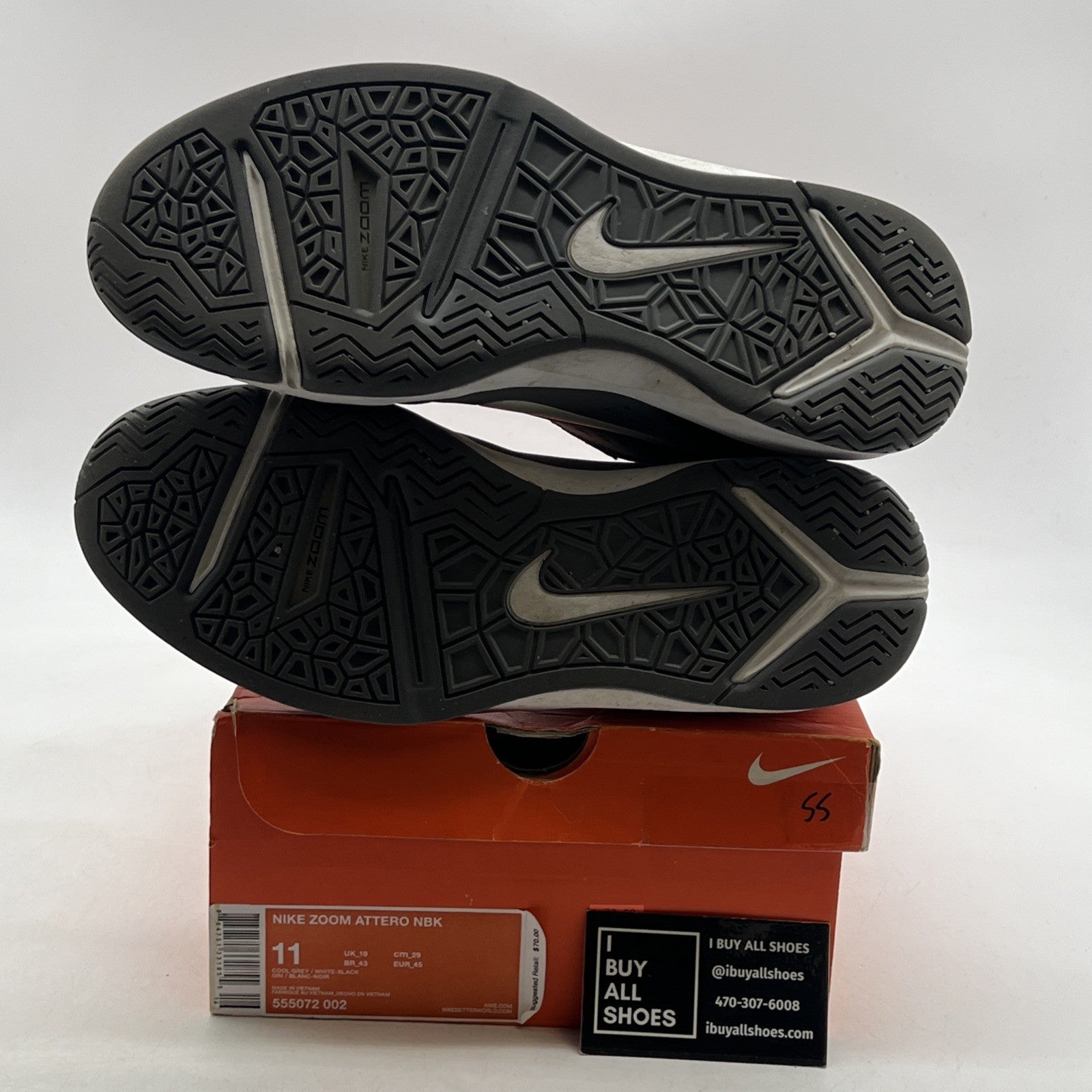 Size 11 - Nike Zoom Attero Sneakers Mens Gray & White (555072-002)