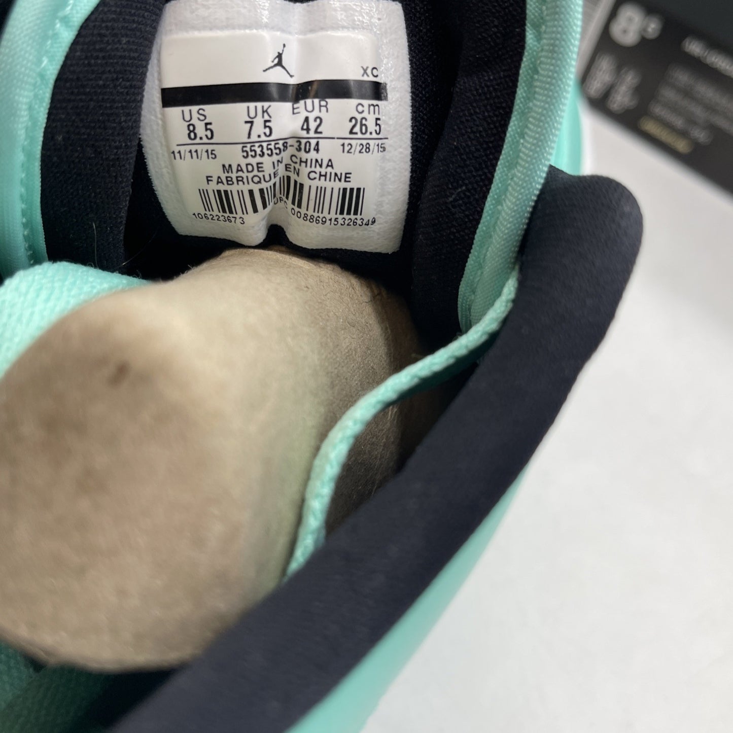 Size 8.5 - Air Jordan 1 Low Hyper Turquoise (553558-304)