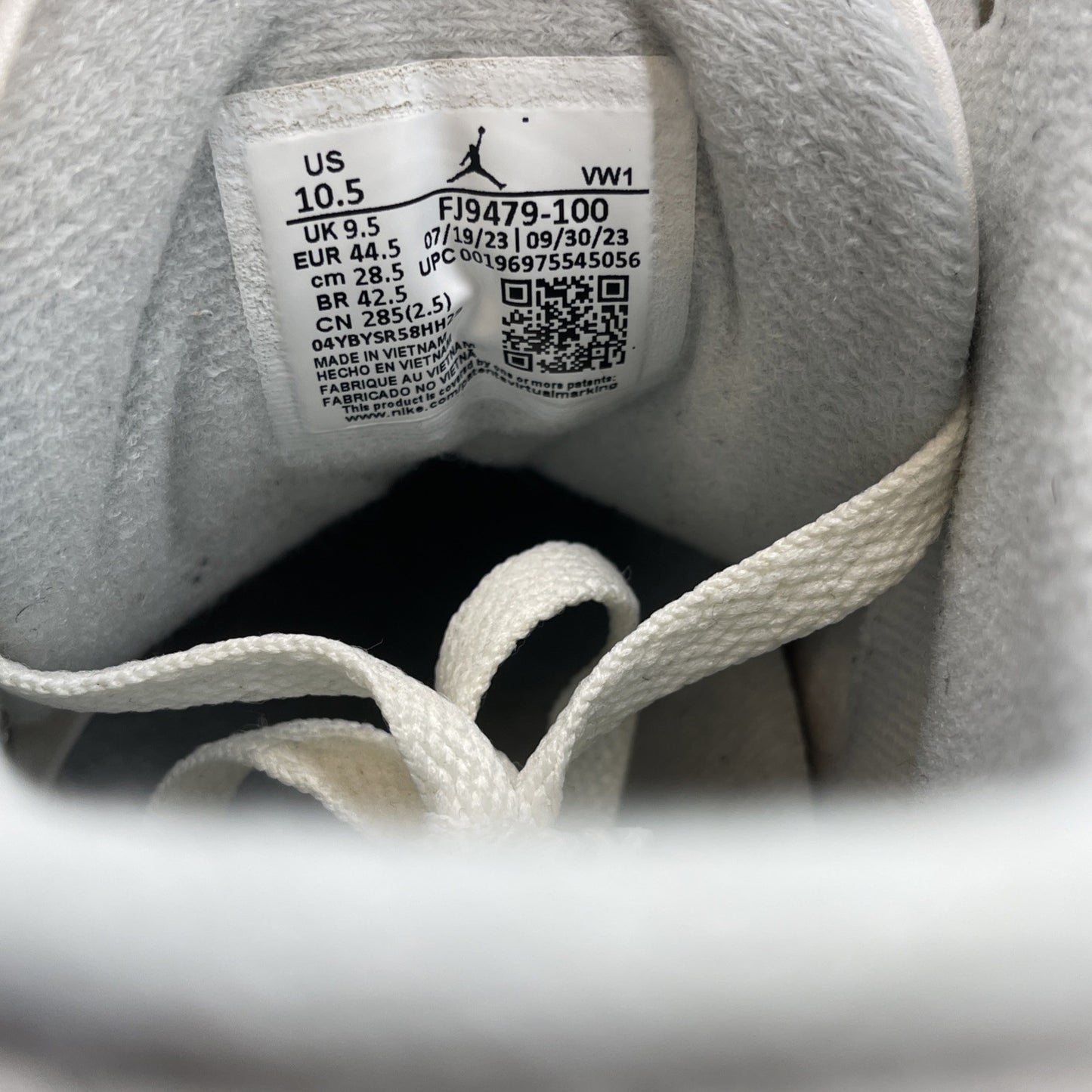 Size 10.5 - Air Jordan 3 Retro Craft Ivory/Grey White Leather (FJ9579-100)