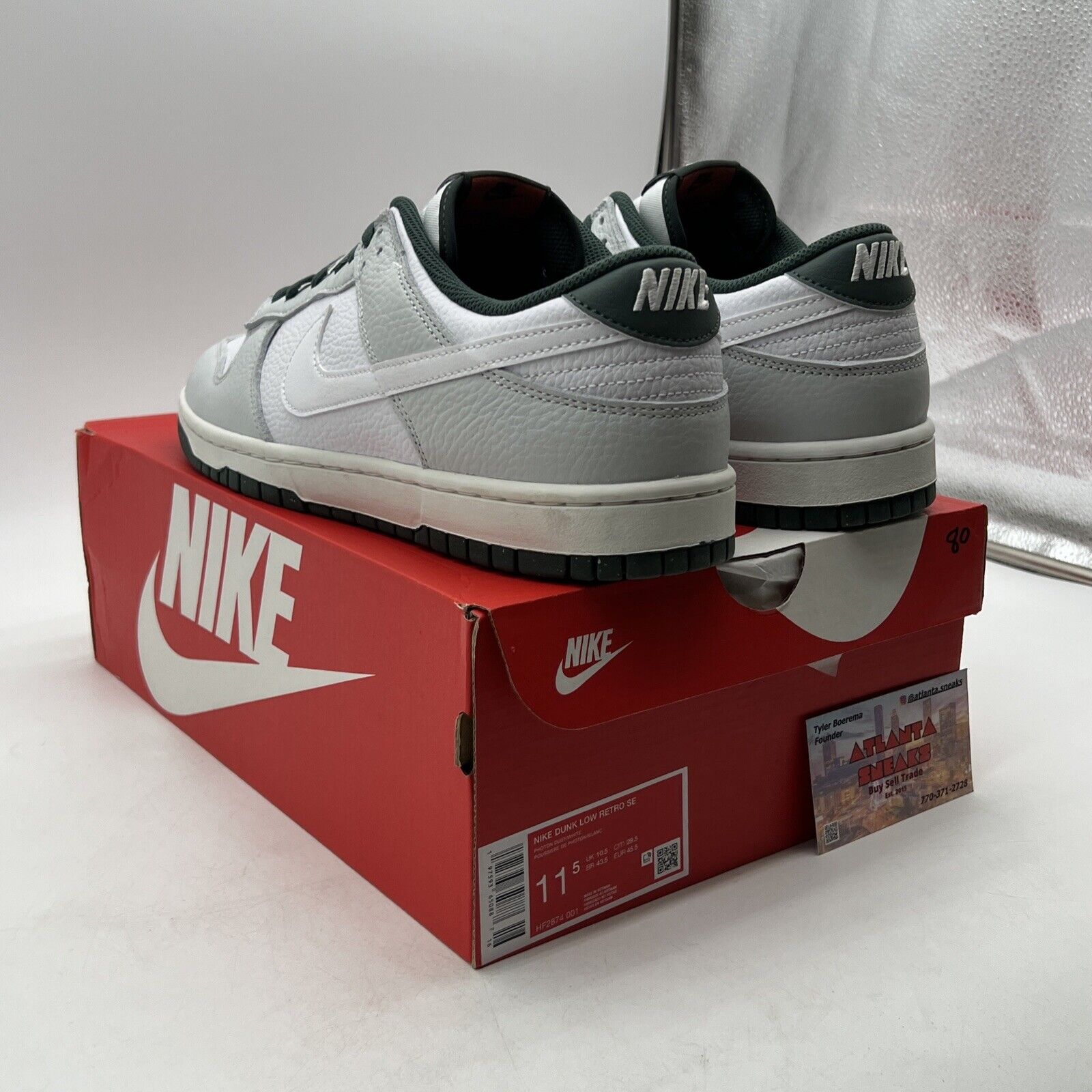 Size 11.5 - Nike Dunk SE Low Photon Dust Vintage Green (HF2874-001)