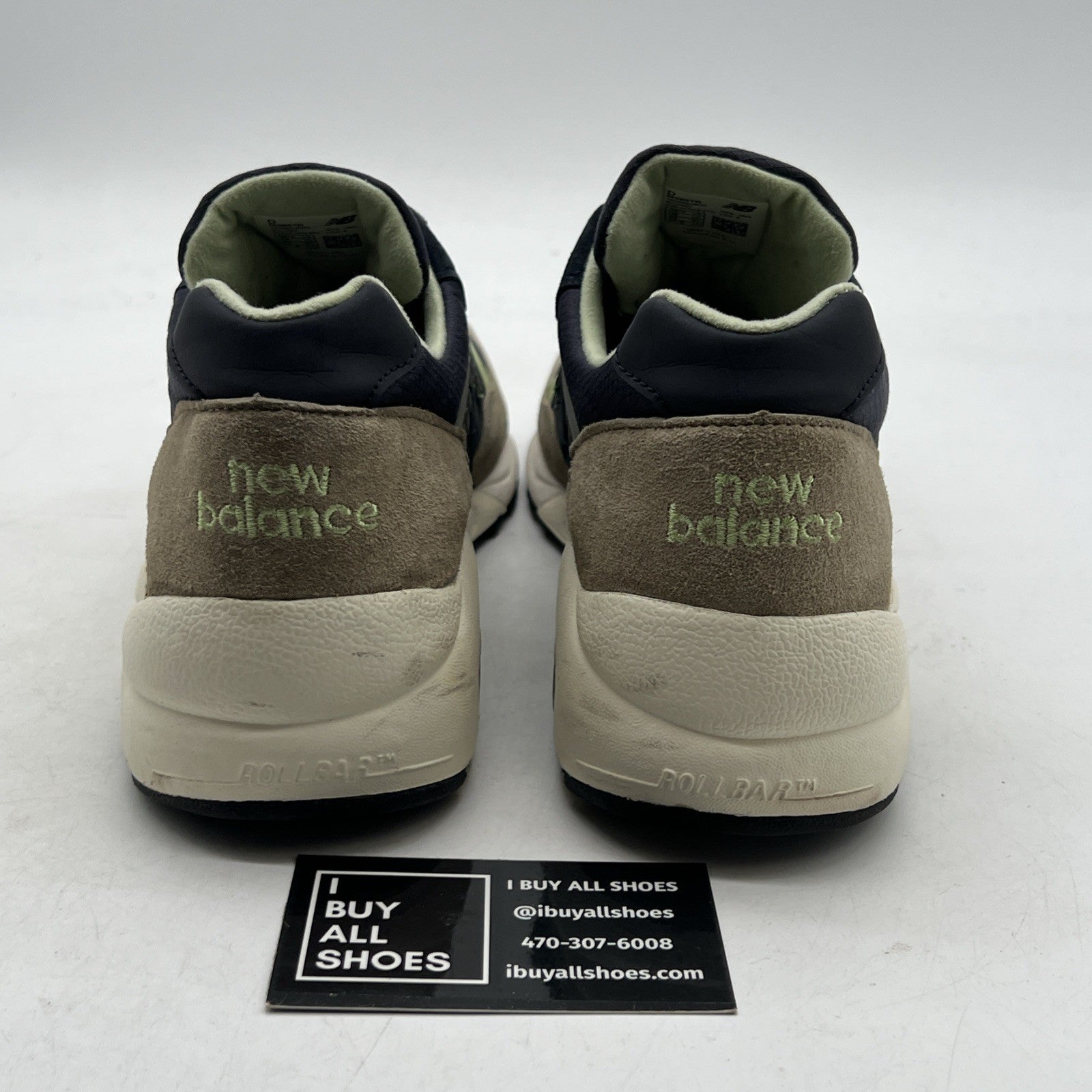 Size 9.5 - New Balance 585 Gray - (M585TR)