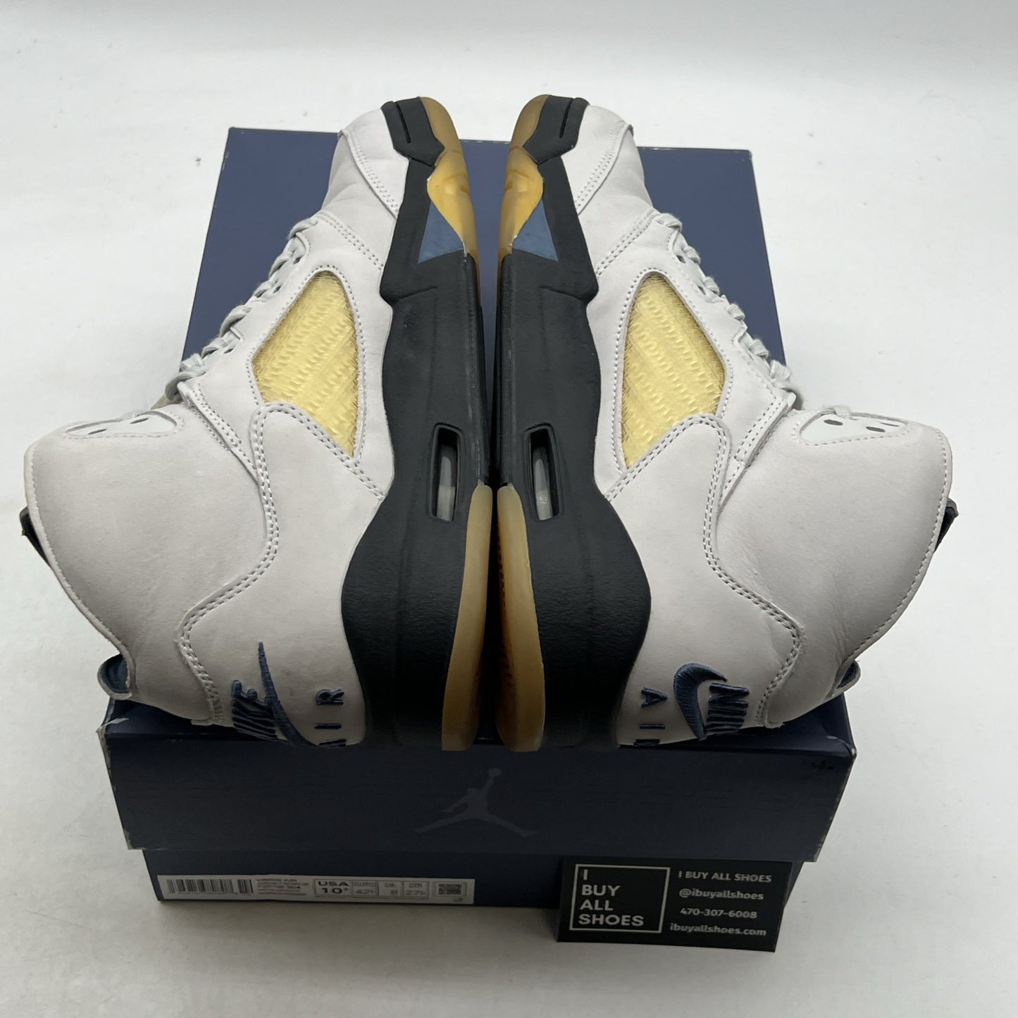 Size 10.5 - A Ma Maniére x Air Jordan 5 Retro Dawn W (FZ5758-004)