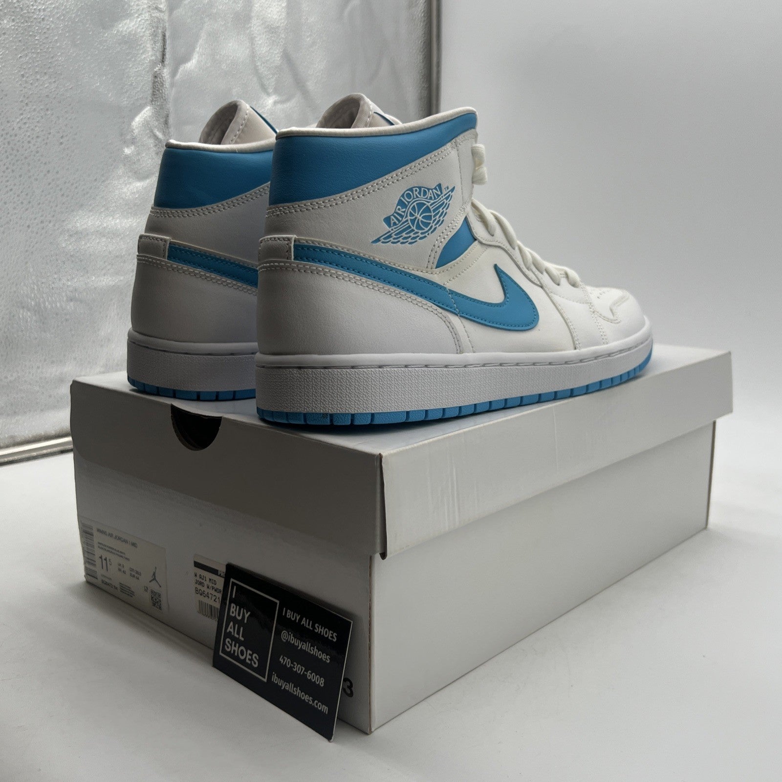 Size 11.5 - Air Jordan 1 Mid UNC W (BQ6472-114)