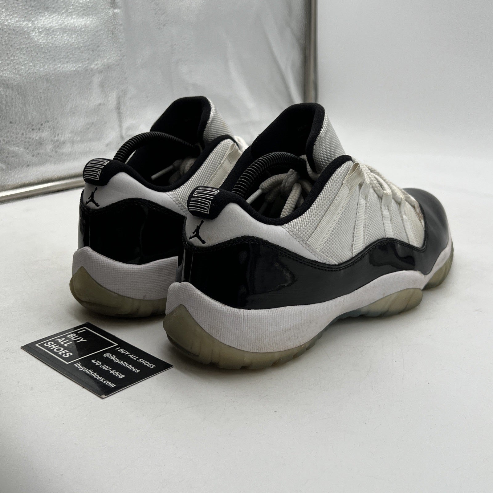 Size 9.5 - Air Jordan 11 Retro Low Concord (528895-153)