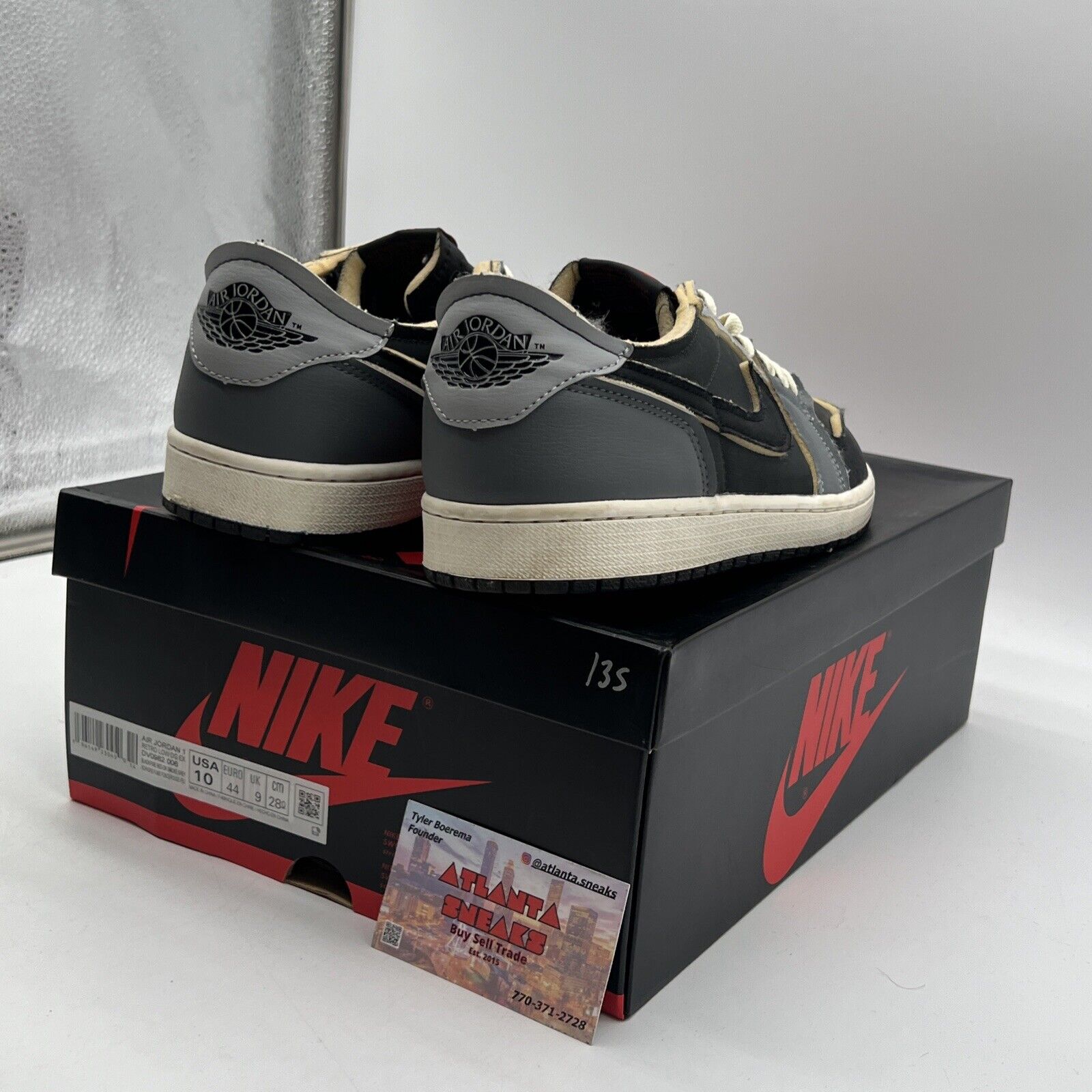 Size 10 - Jordan 1 Retro Low OG EX Dark Smoke Gray 2022 (DV0982-006)