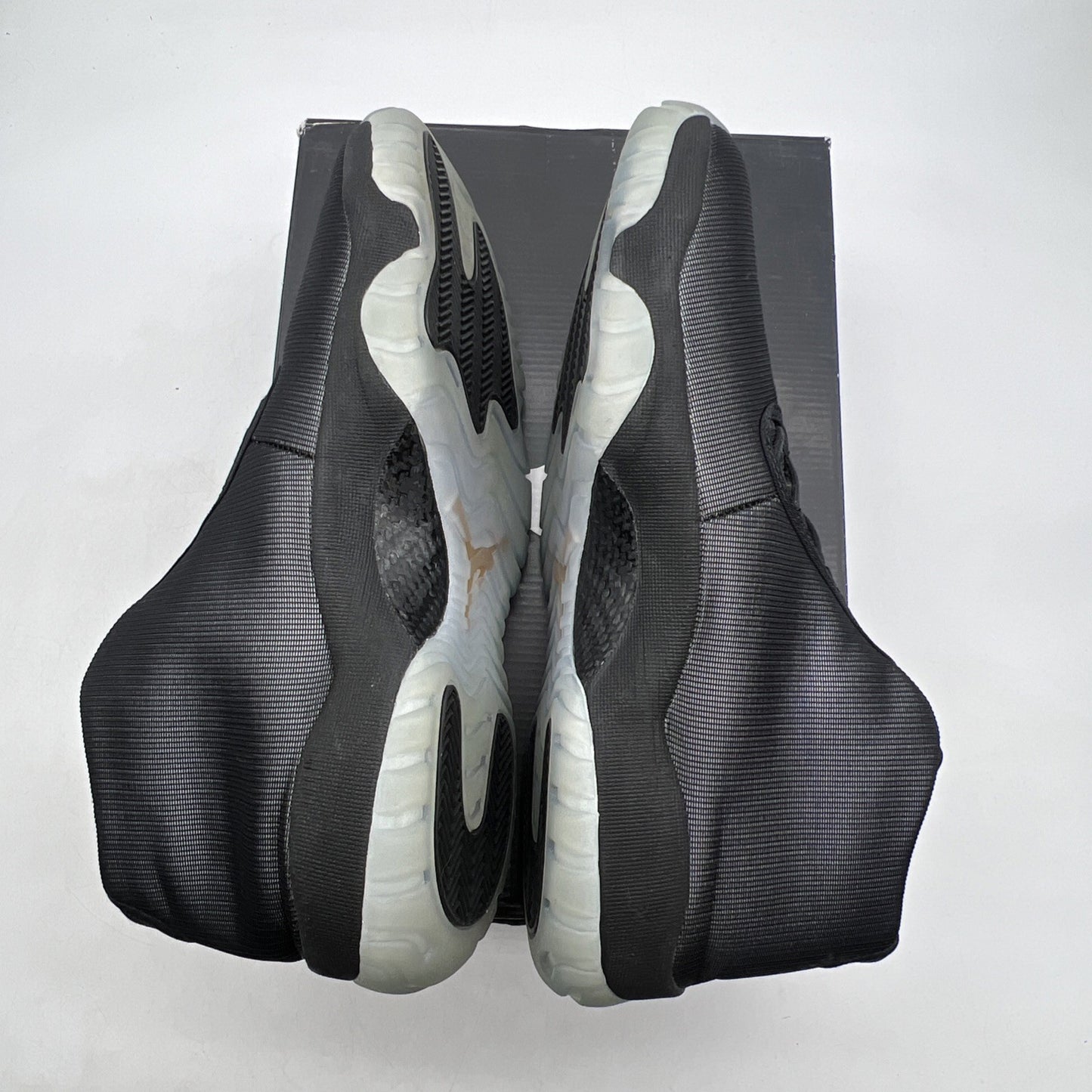 Size 13 - Air Jordan Future 3M - (656503-011)