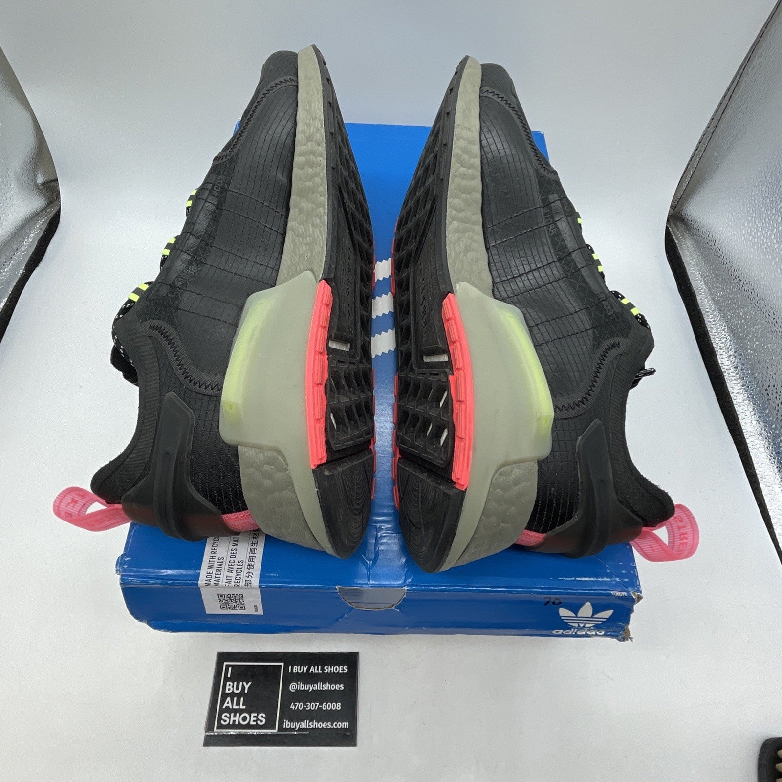Size 10.5 - Adidas NMD_V3 Black Signal Green (GW3064)