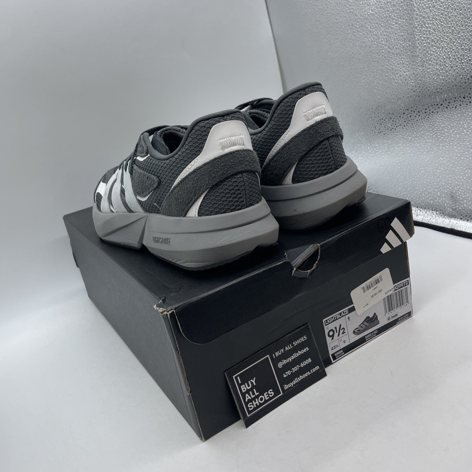 Size 9.5 - adidas Lightblaze Carbon (JQ9972)