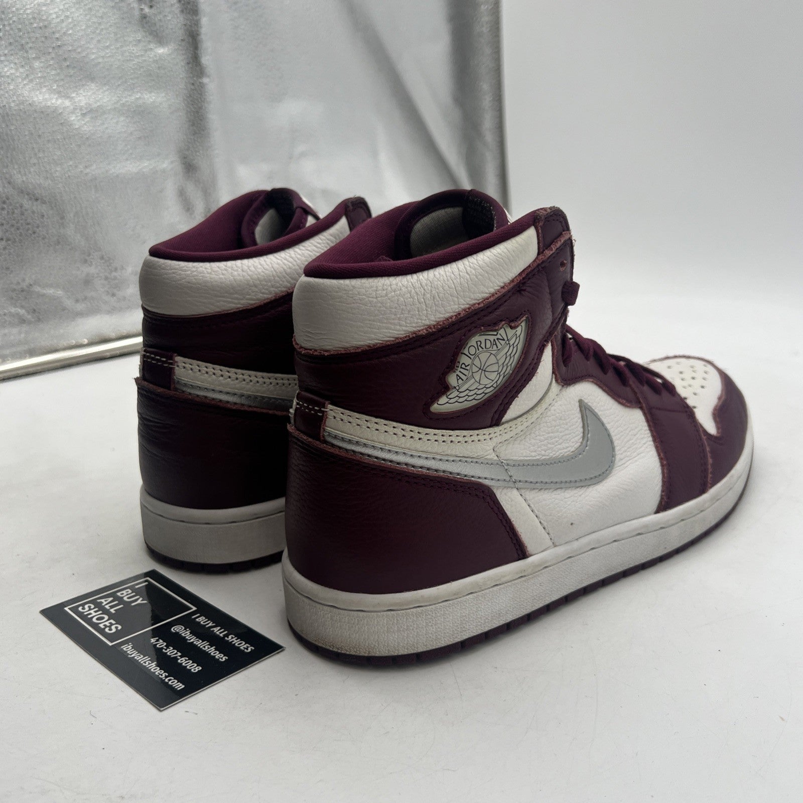 Size 9.5 - Air Jordan 1 Retro High OG Bordeaux (555088-611)