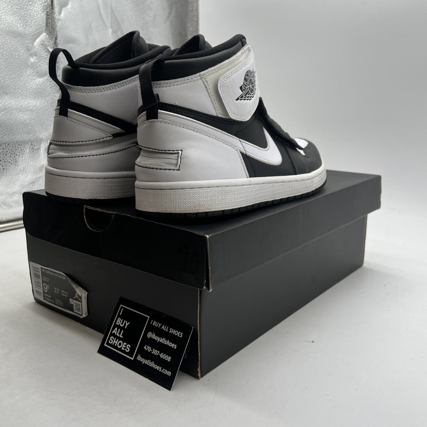 Size 9.5 - Air Jordan 1 FlyEase High Black White (CQ3835-011)