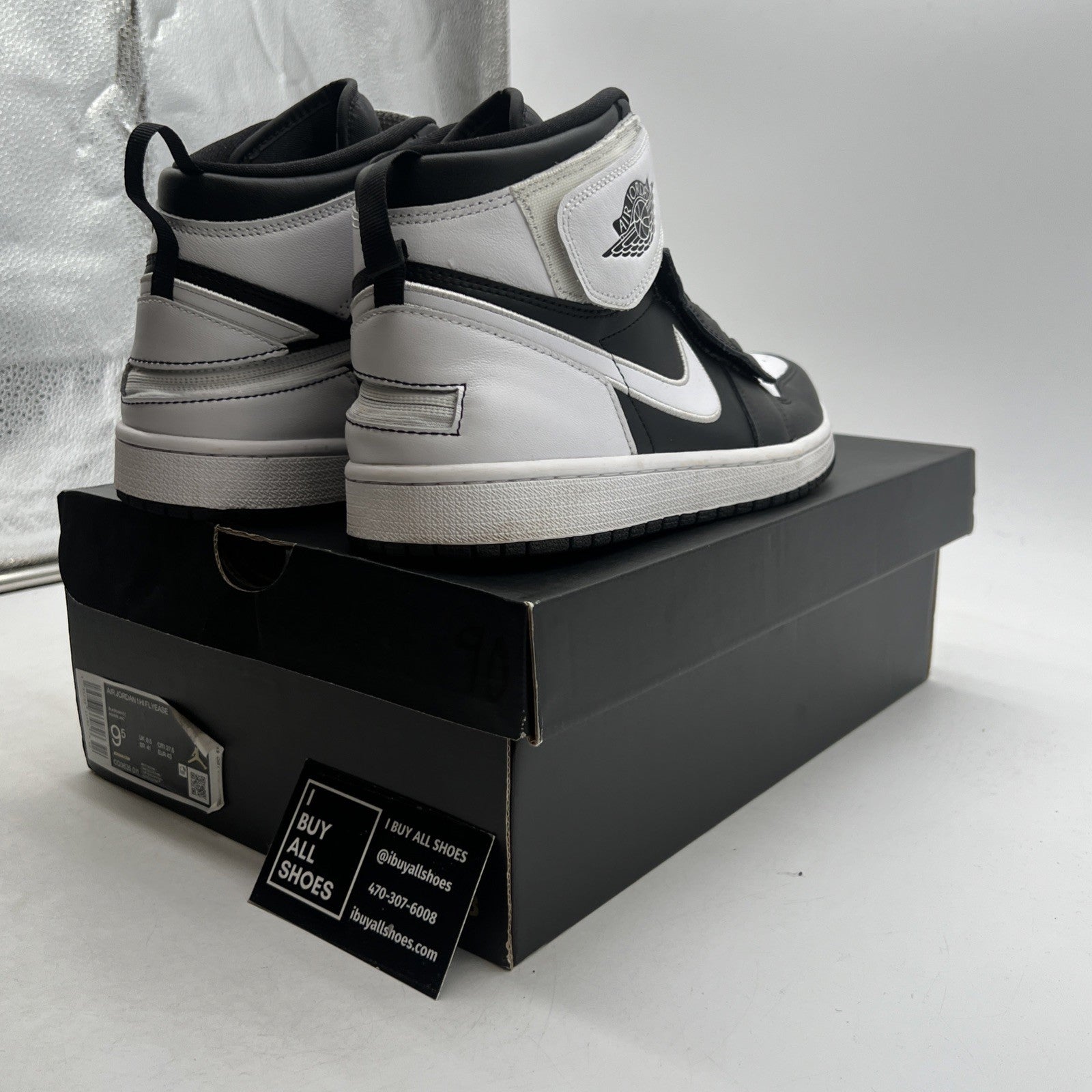 Size 9.5 - Air Jordan 1 FlyEase High Black White (CQ3835-011)