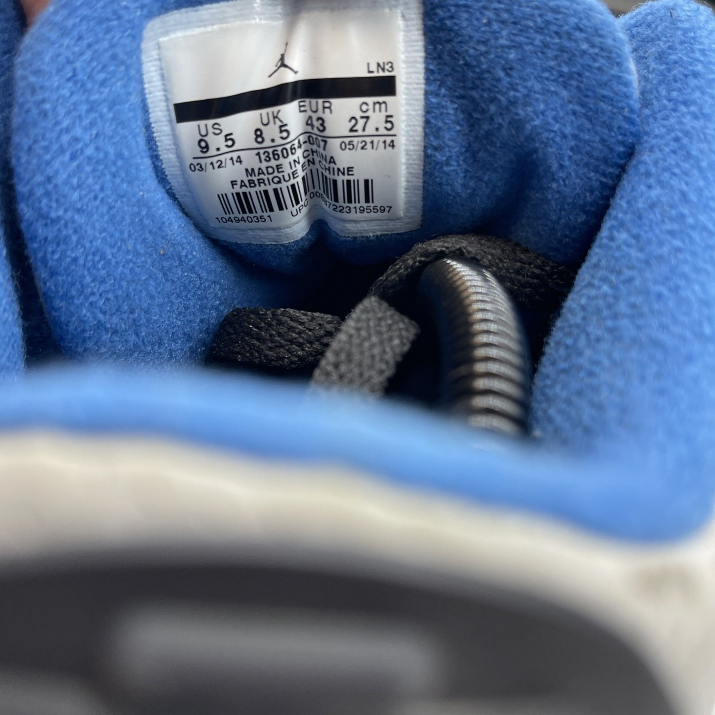 Size 9.5 - Air Jordan 3 Retro Sport Blue (136064-007)