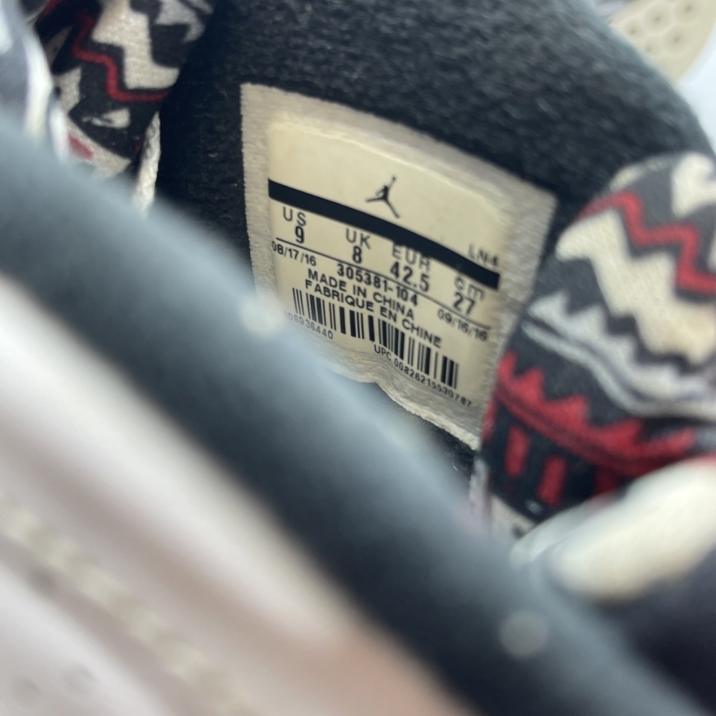 Size 9 - Air Jordan 8 Retro Alternate White Red Black Leather (305381-104)