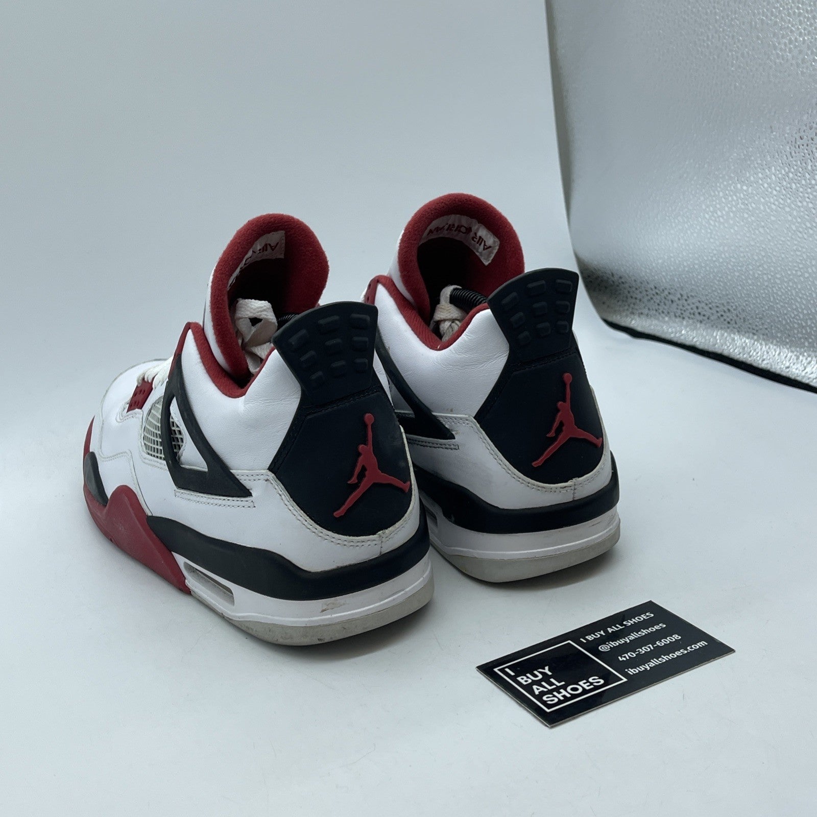 Size 9.5 - Jordan 4 Retro Fire Red White Black Suede (308497-110)