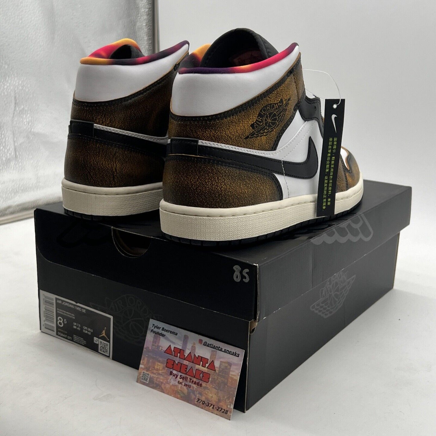 Size 8.5 - Air Jordan 1 SE Mid Wear-Away - Taxi (DQ8417-071)