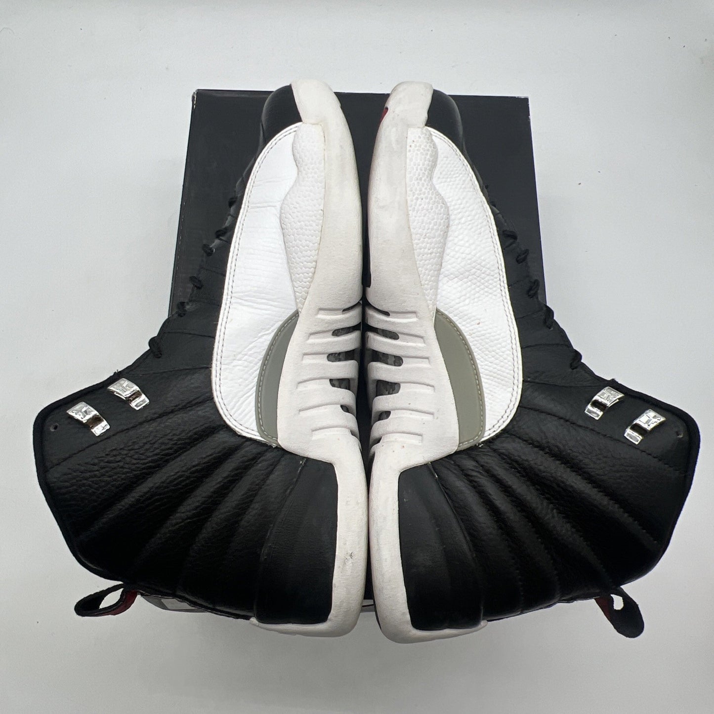 Size 11 - Air Jordan 12 Retro 2012 Playoff (130690-001)
