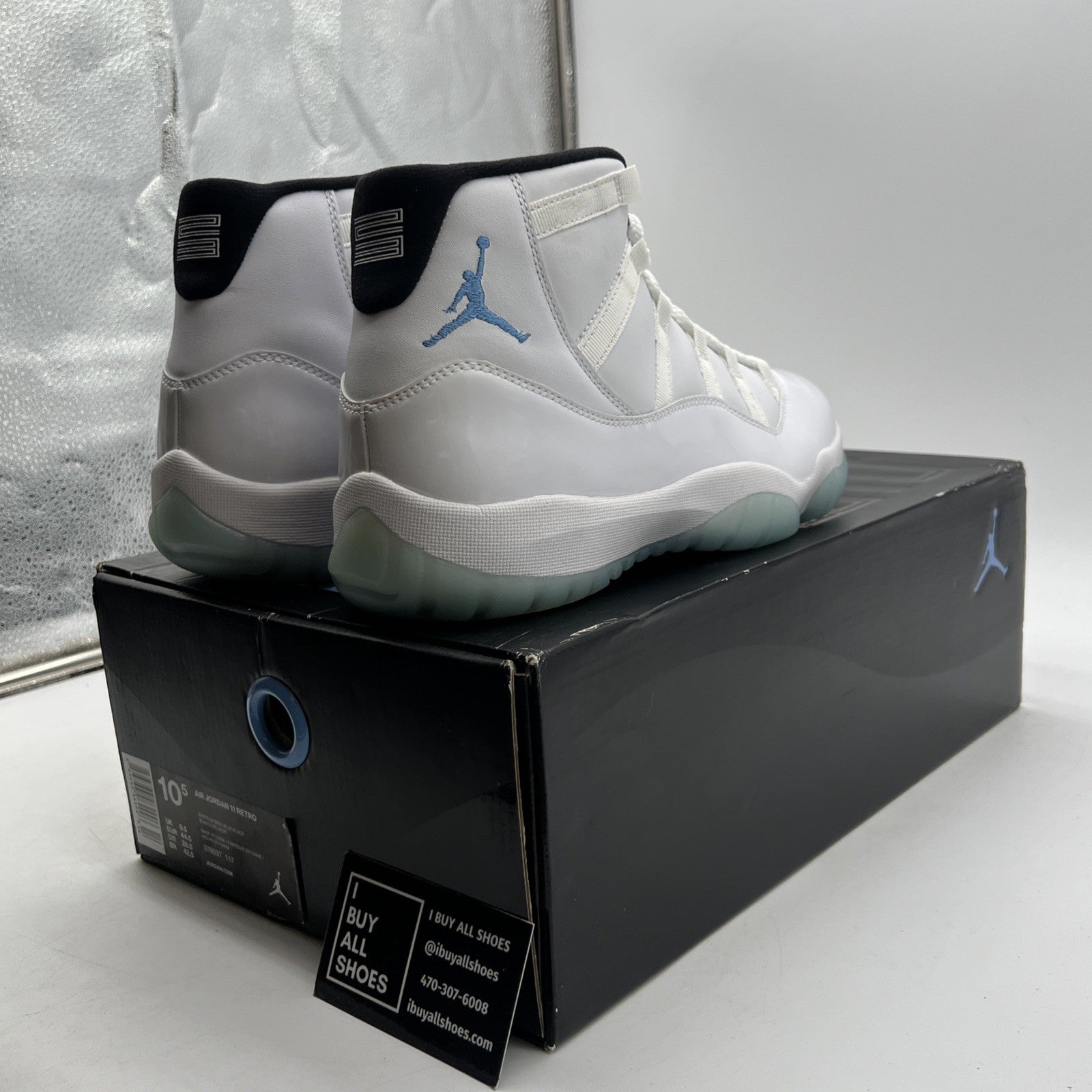 Size 10.5 - Air Jordan 11 Retro High Legend Blue (378037-117)