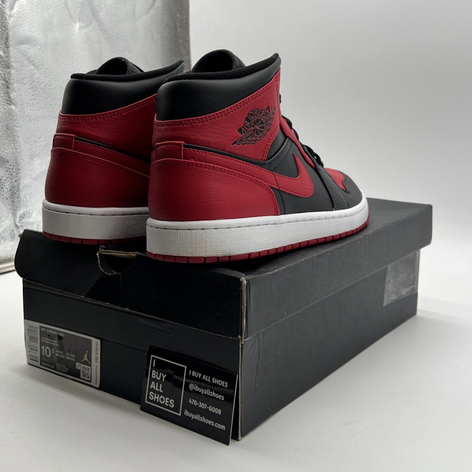 Size 10.5 - Air Jordan 1 Mid Banned 2020 (554724-074)