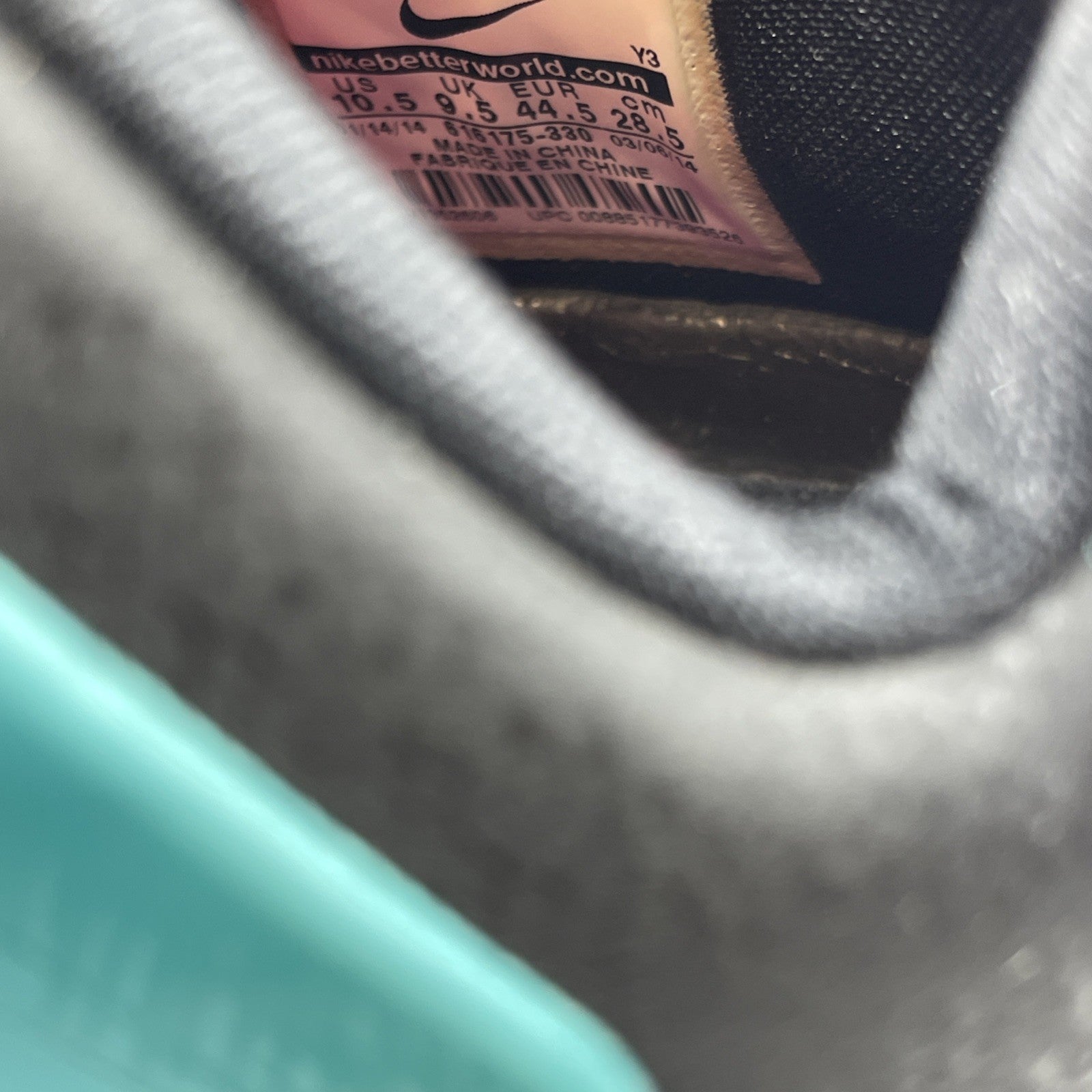 Size 10.5 - Nike LeBron 11 South Beach Blue Black Leather (616175-330)