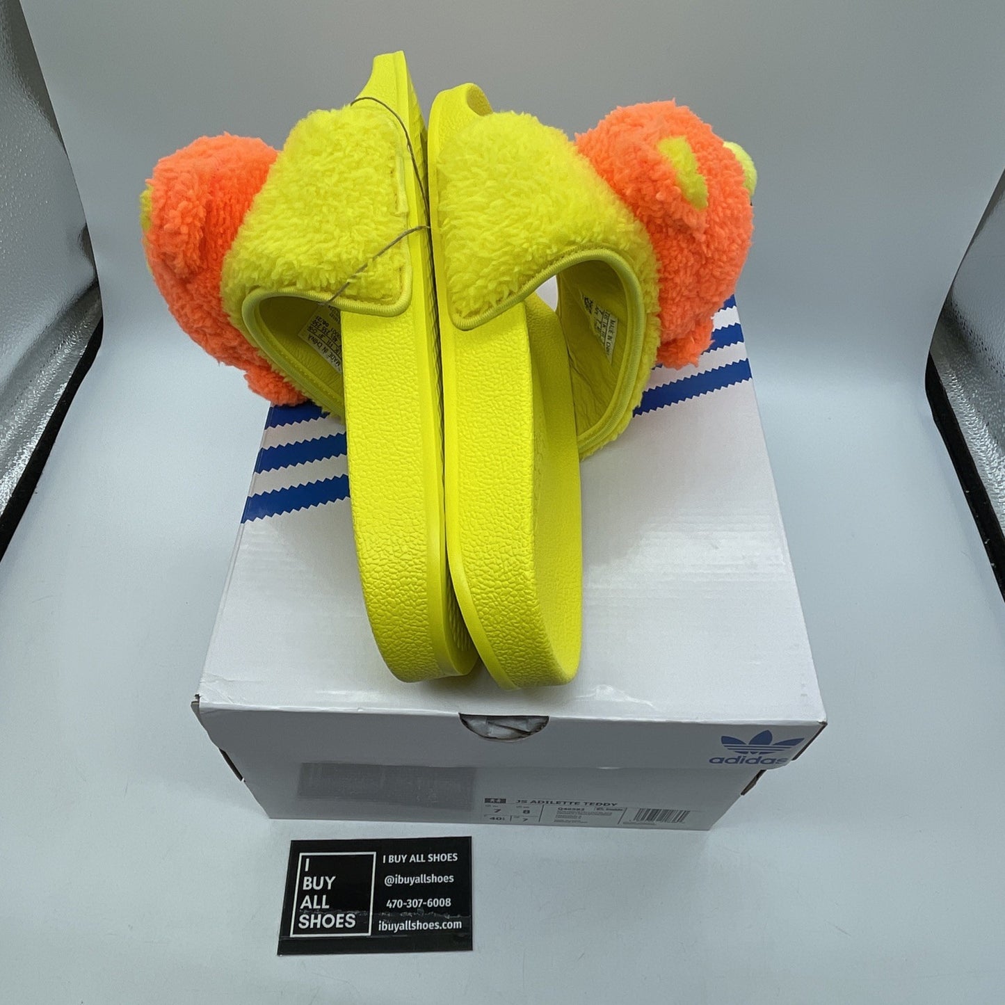 Size 7 - Adidas x Jeremy Scott Teddy Bear Slides Adilette Sandals (Q46582)