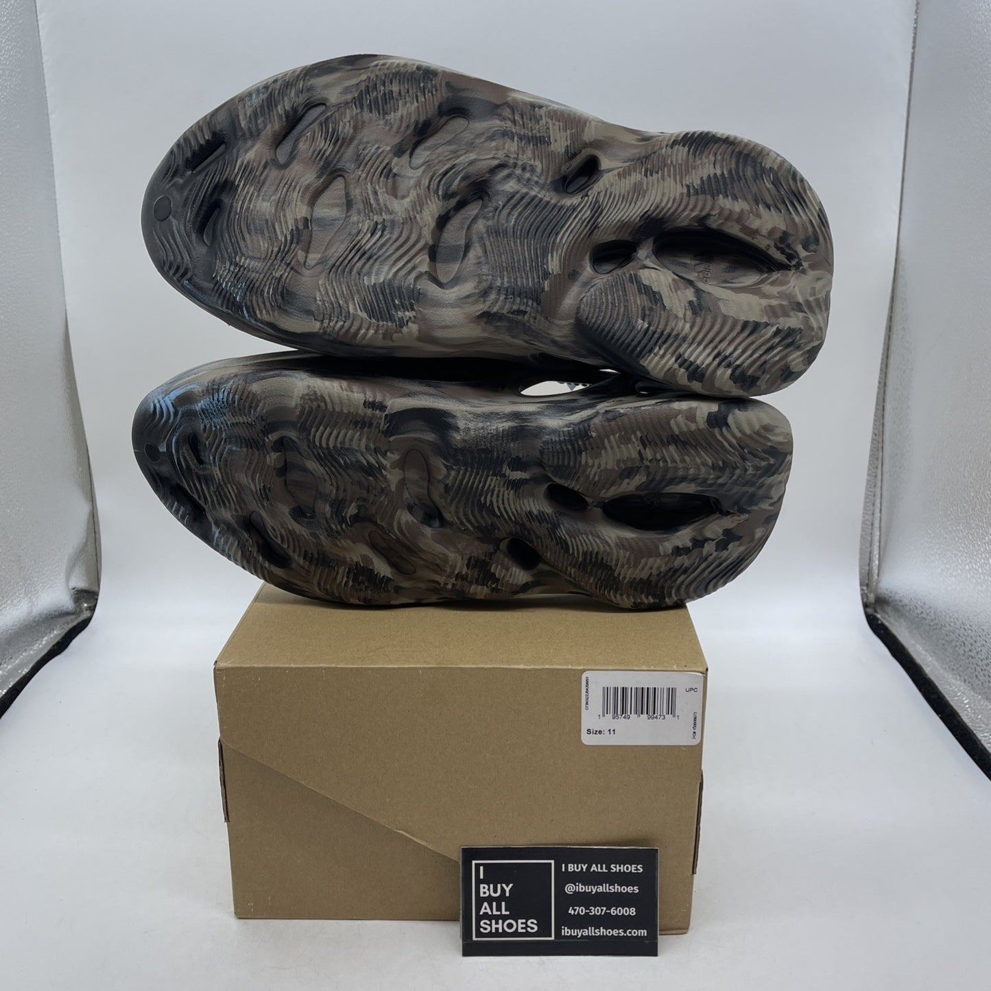 Size 11 - Foam Runner Mx Cinder Black Brown Blue Rubber (ID4126)