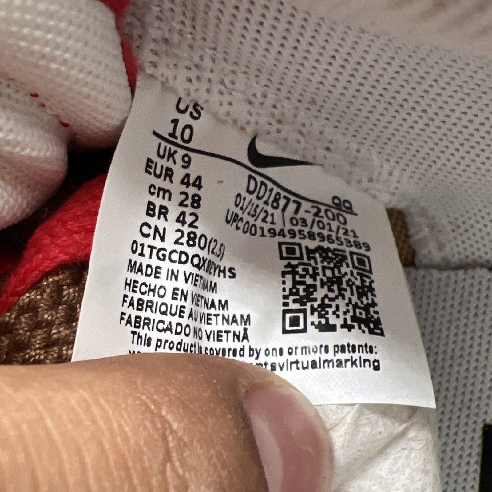 Size 10 - Nike sacai x Blazer Low British Tan (DD1877-200)