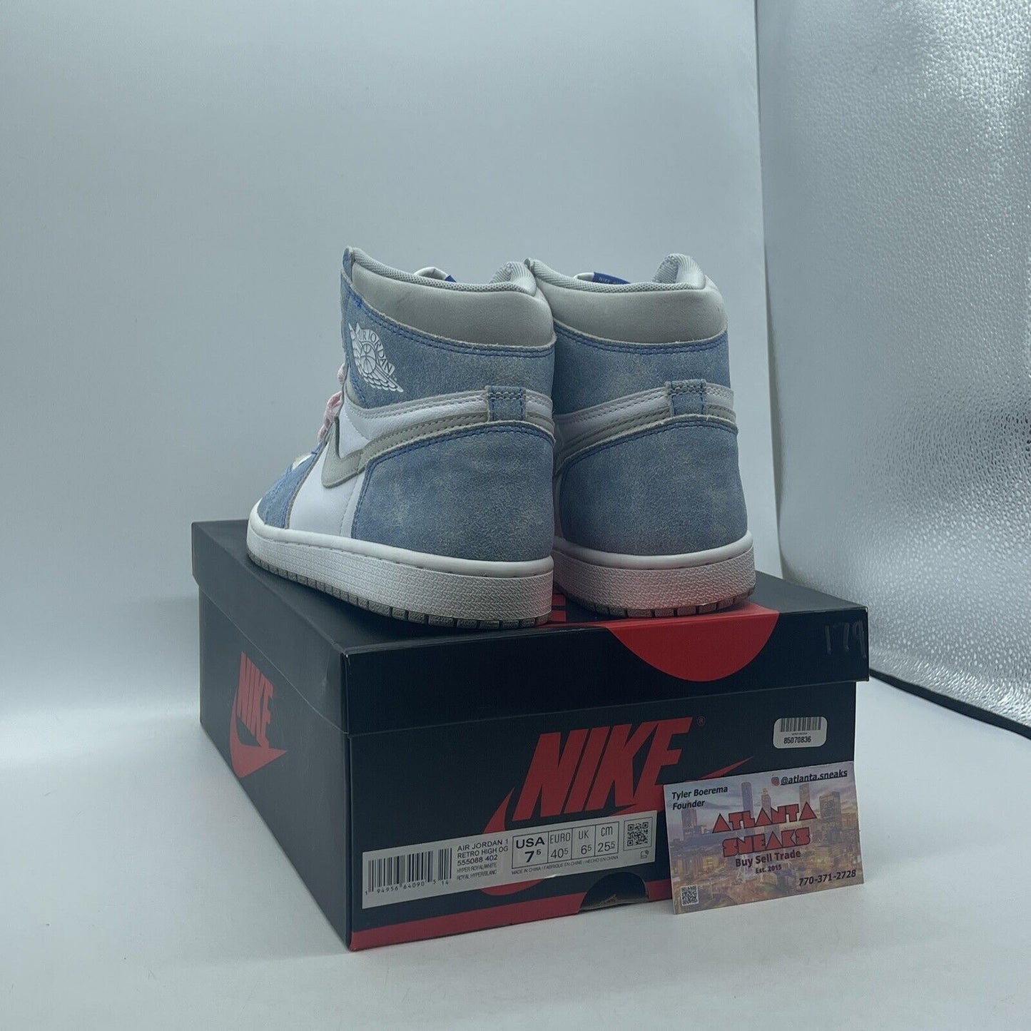 Size 7.5 - Jordan 1 Retro OG High Hyper Royal Blue White Gray (555088-402)