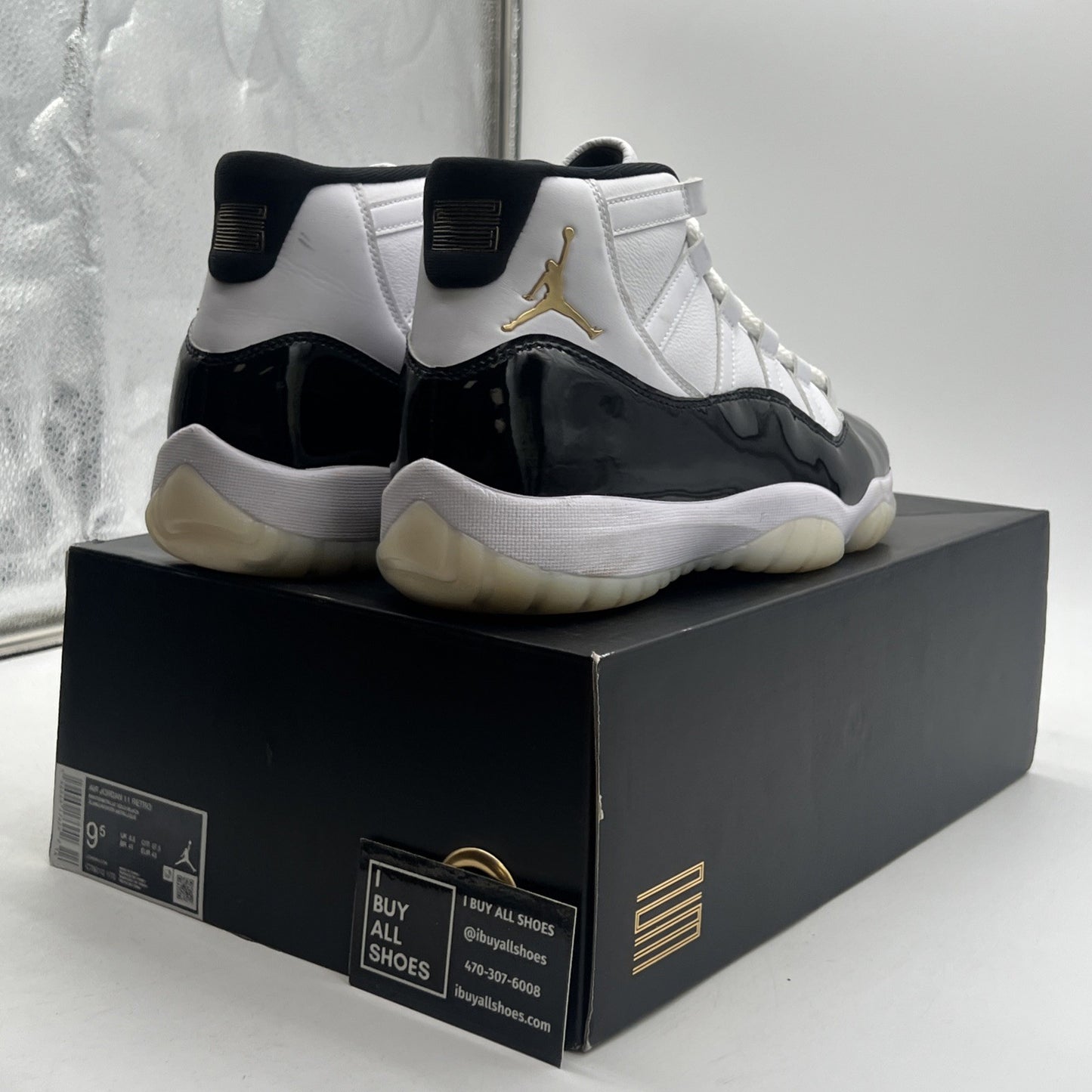 Size 9.5 - Air Jordan 11 Retro Mid Gratitude / Defining Moments (CT8012-170)