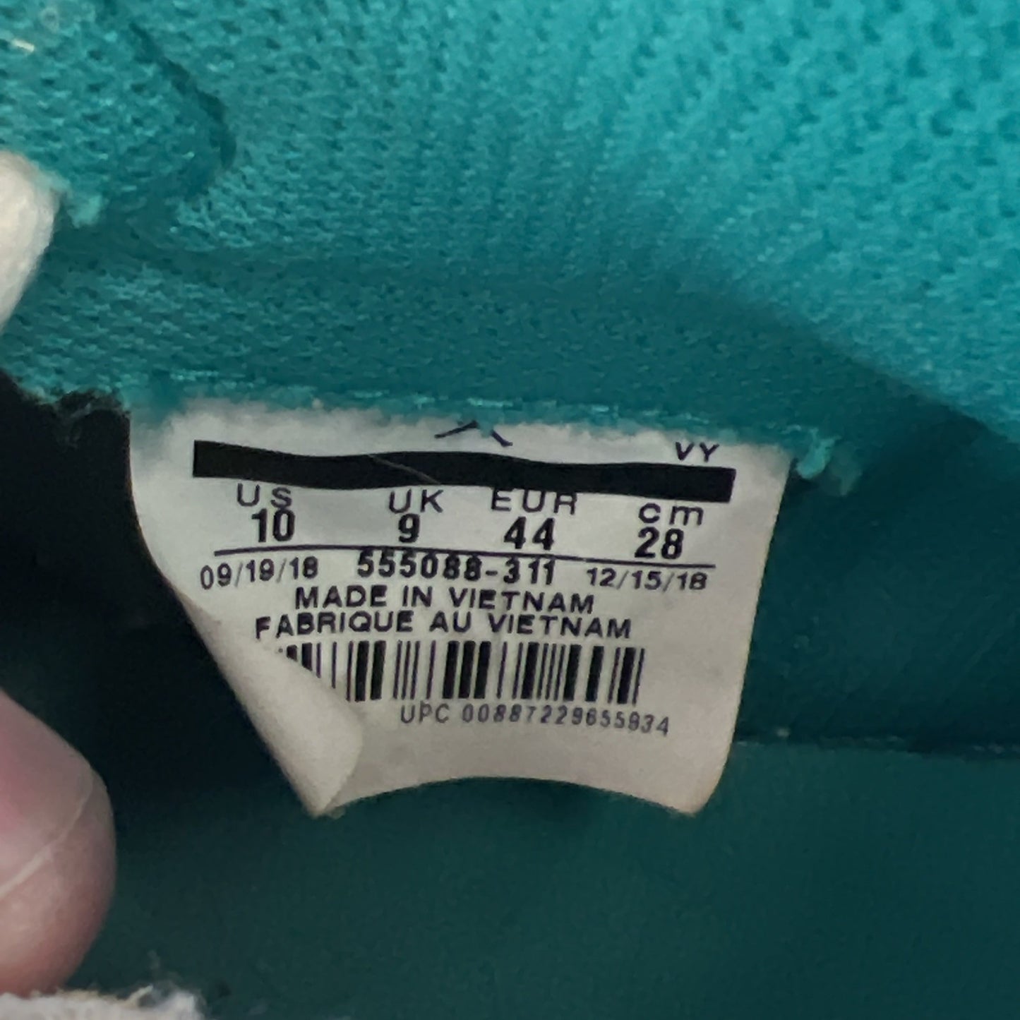 Size 10 - Air Jordan 1 Retro OG High Turbo Green (555088-311)
