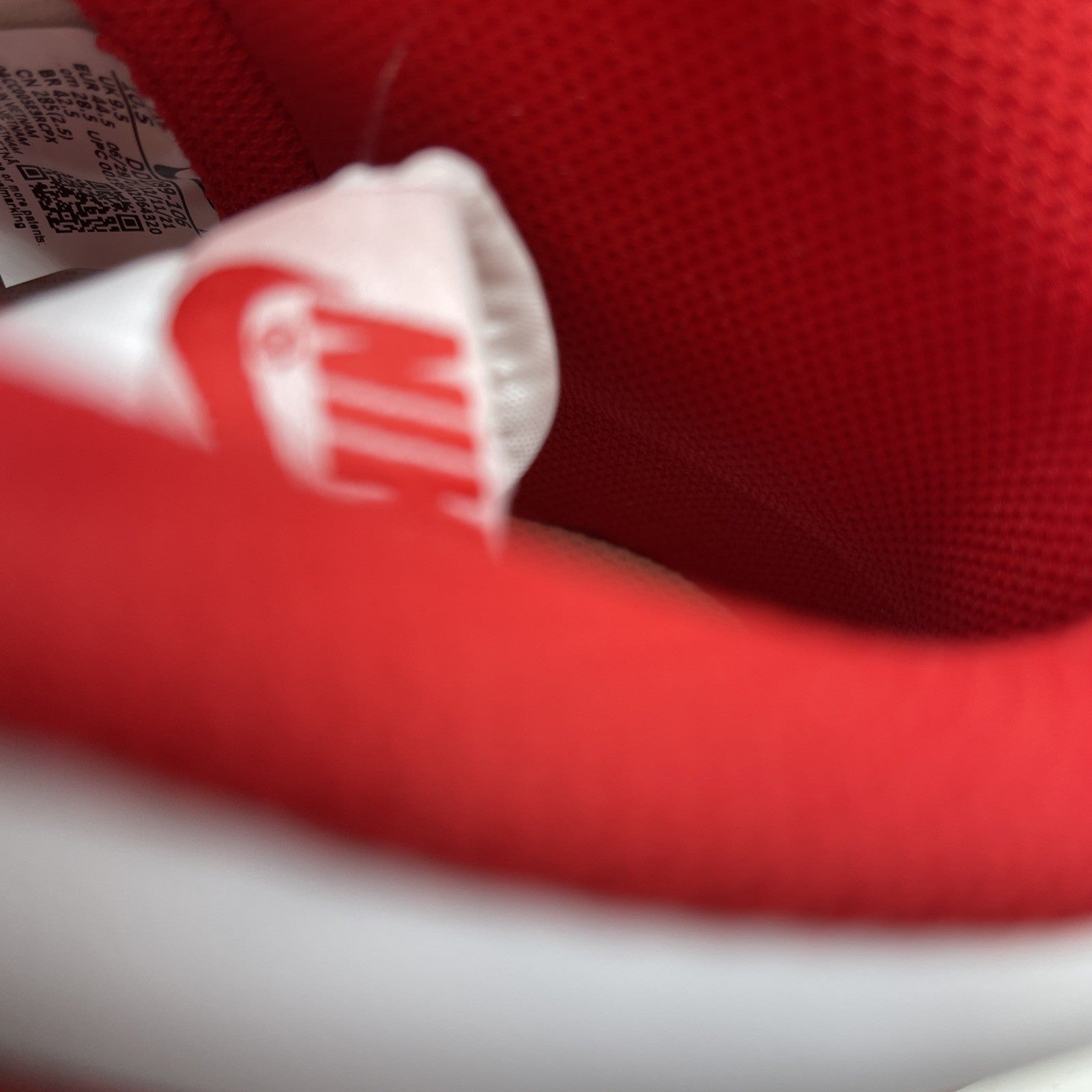 Size 10.5 - Nike Dunk High Championship Red (DD1399-106)