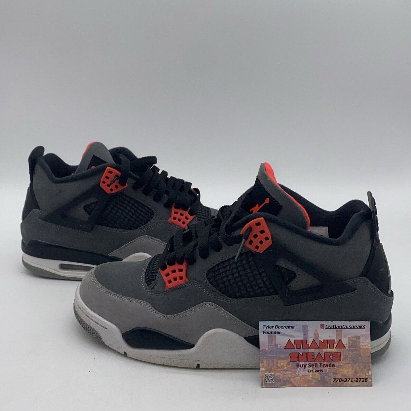 Size 9 - Jordan 4 Retro Mid Infrared