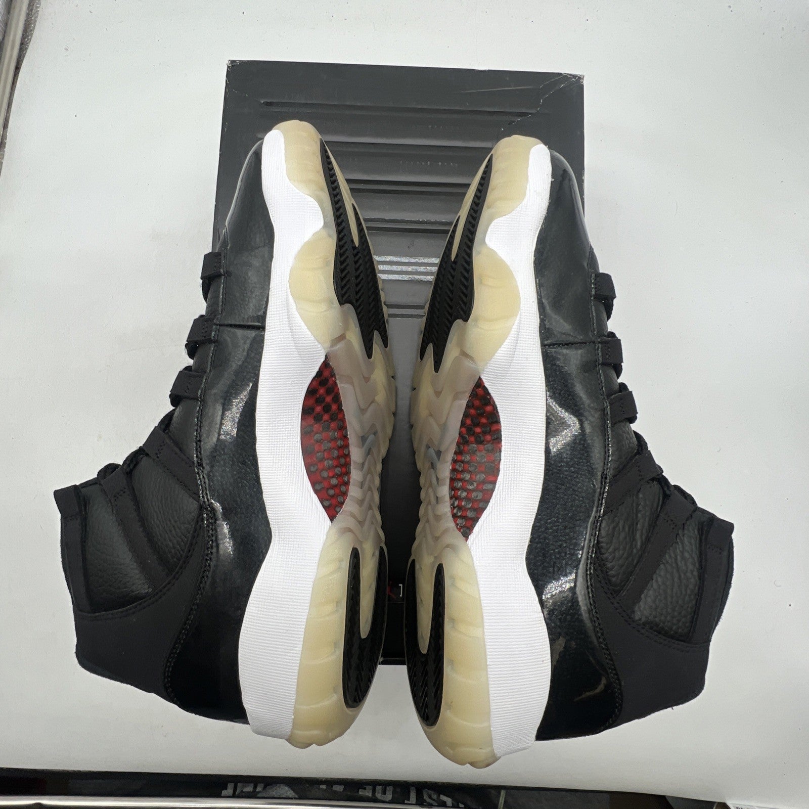 Size 10.5 - Air Jordan 11 Retro 72-10 2015 (378037-002)