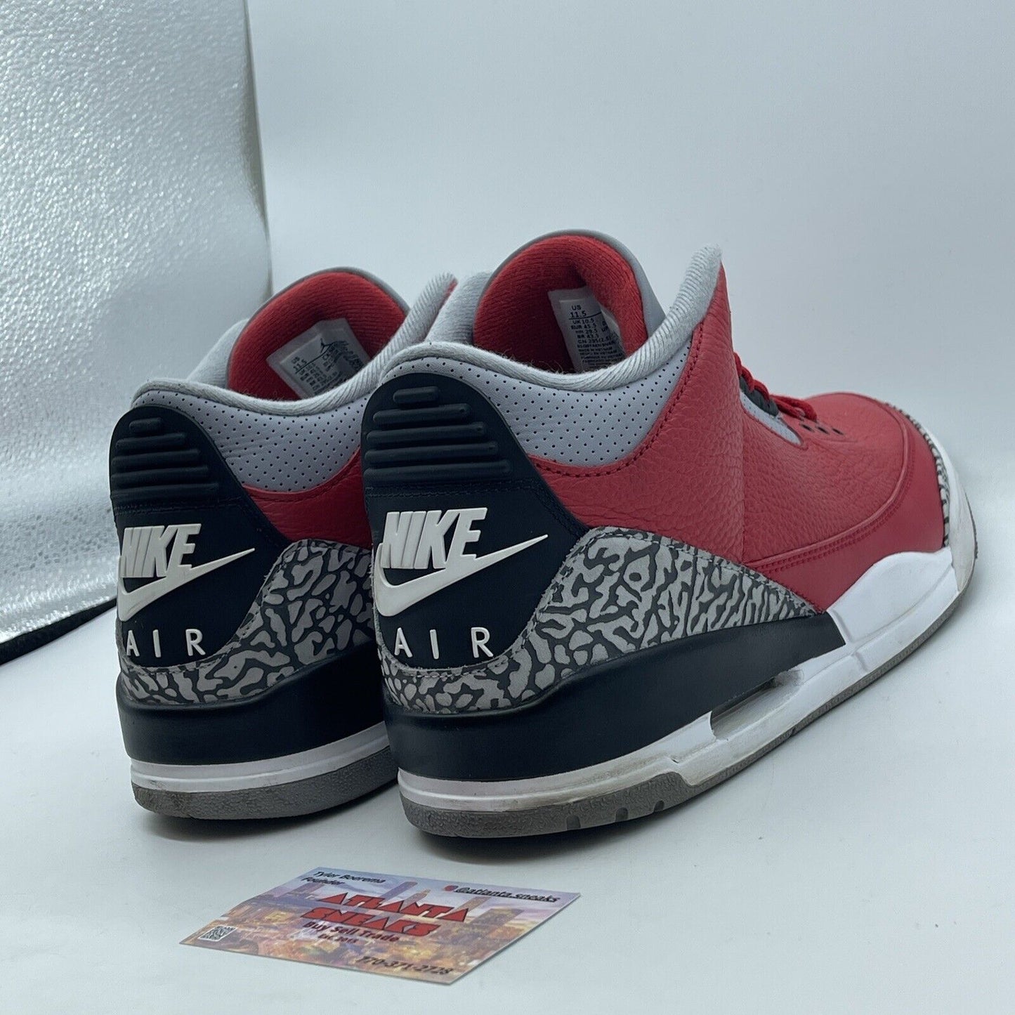 Size 11.5 - Jordan 3 Retro SE Mid Unite Black White Gray Red (CK5692-600)