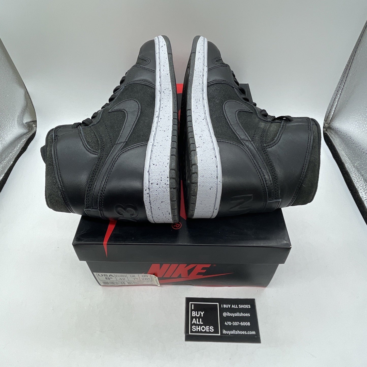 Size 8.5 - Air Jordan 1 Retro NYC High 23NY. (715060-002)