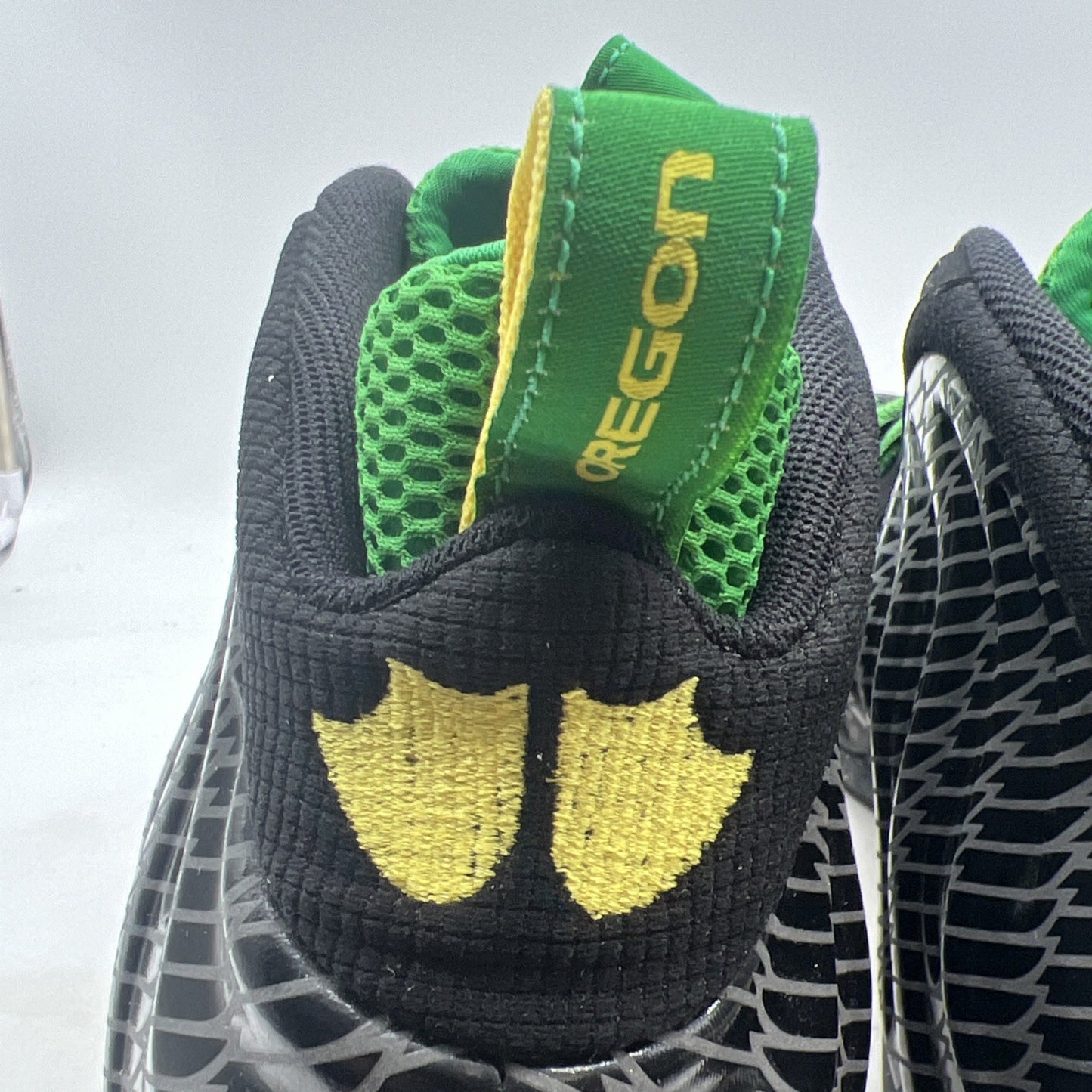 Size 13 - Nike Air Foamposite One Oregon Ducks (652110-001)