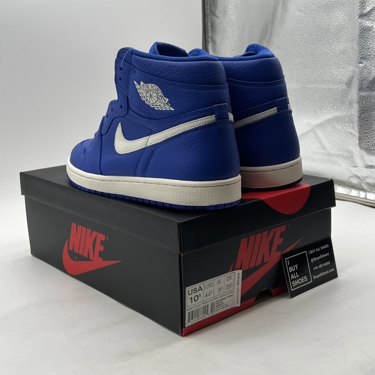Size 10.5 - Air Jordan 1 Retro OG High Hyper Royal (555088-401)