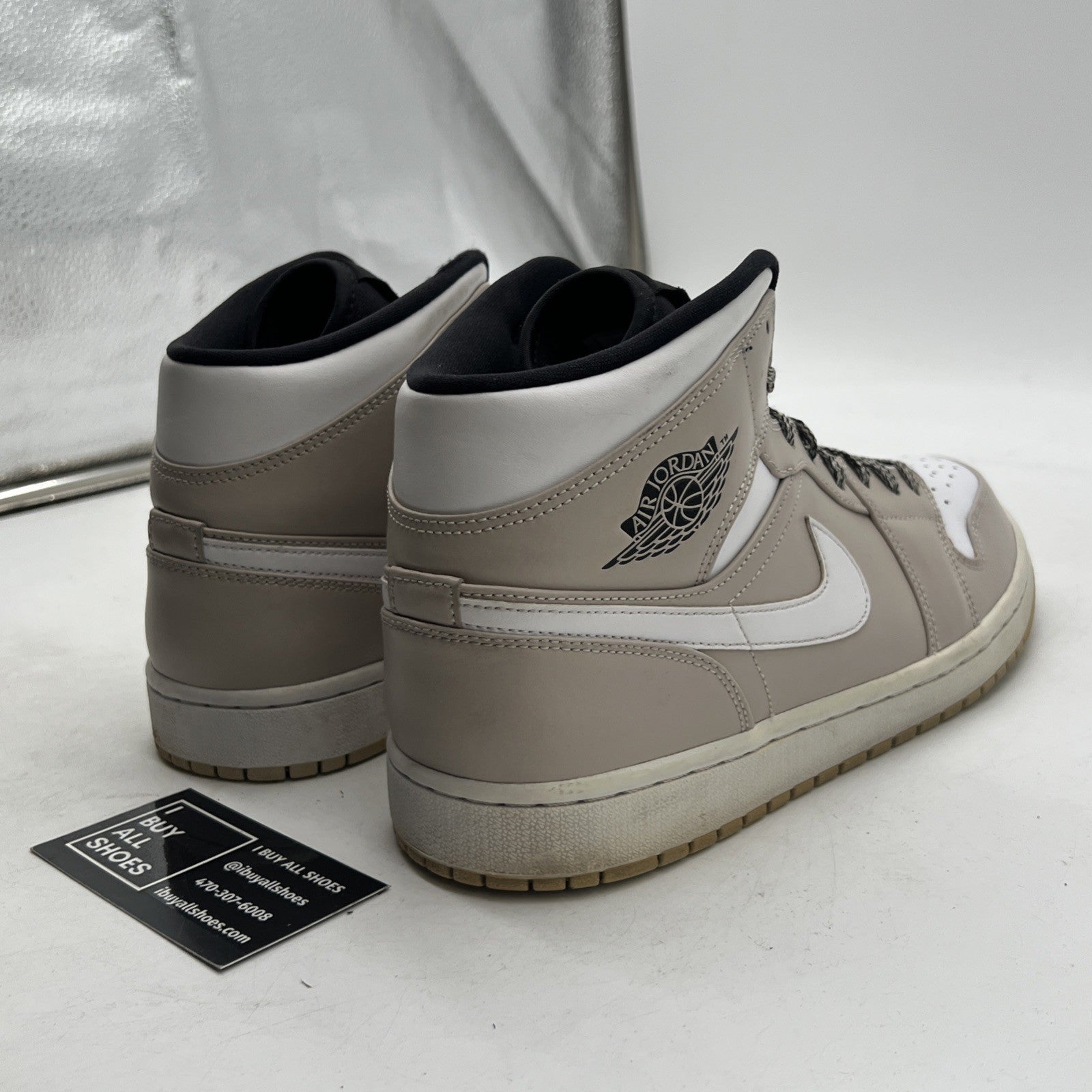 Size 10.5 - Air Jordan 1 Mid Desert Sand (554724-047)