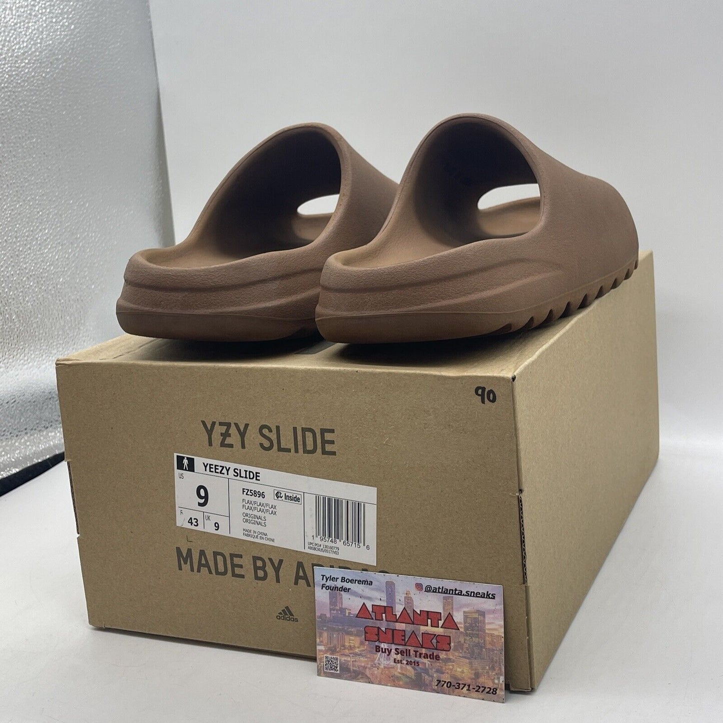 Size 9 - Yeezy Slides Flax Brown (FZ5896)