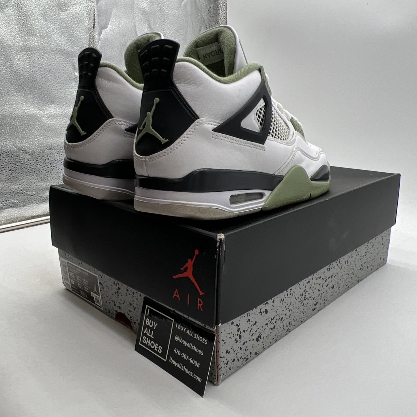 Size 11.5 - Air Jordan 4 Retro Mid Seafoam W (AQ9129-103)