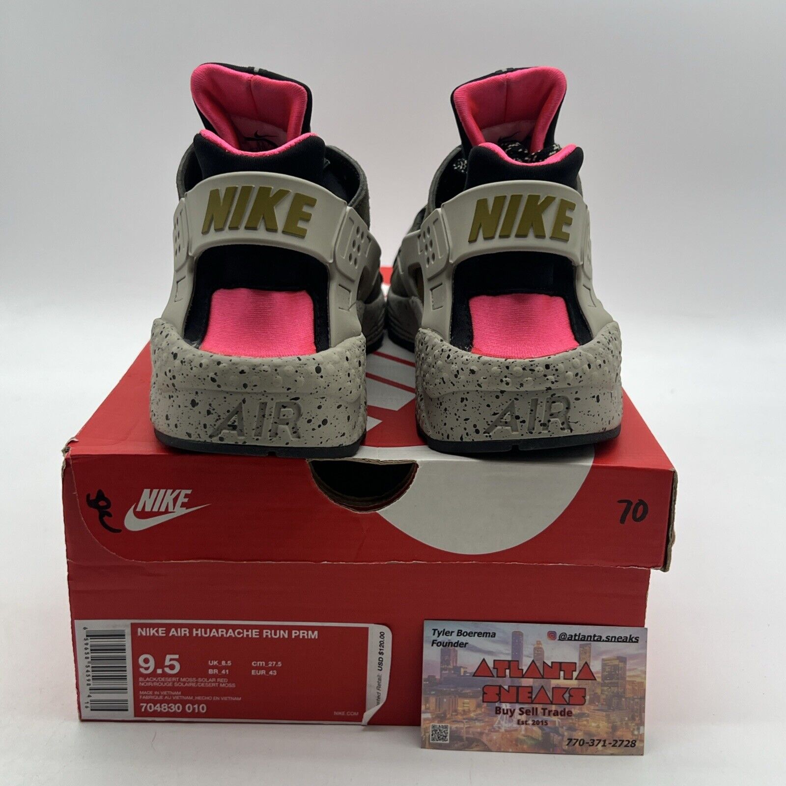 Size 9.5 - Nike Air Huarache Premium Desert Moss (704830-010)