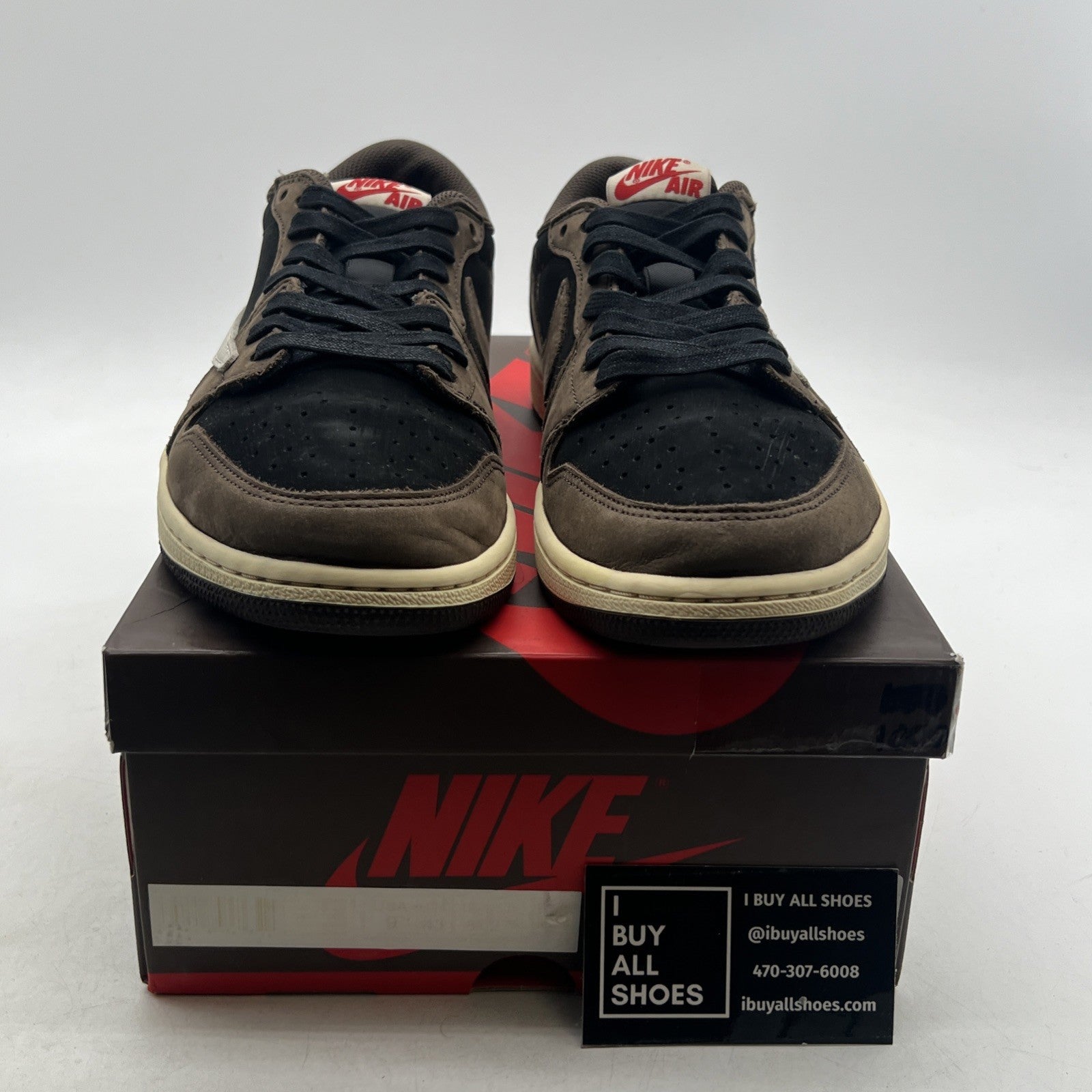 Size 9.5 - Air Jordan 1 x Travis Scott Low Mocha (CQ4277-001)