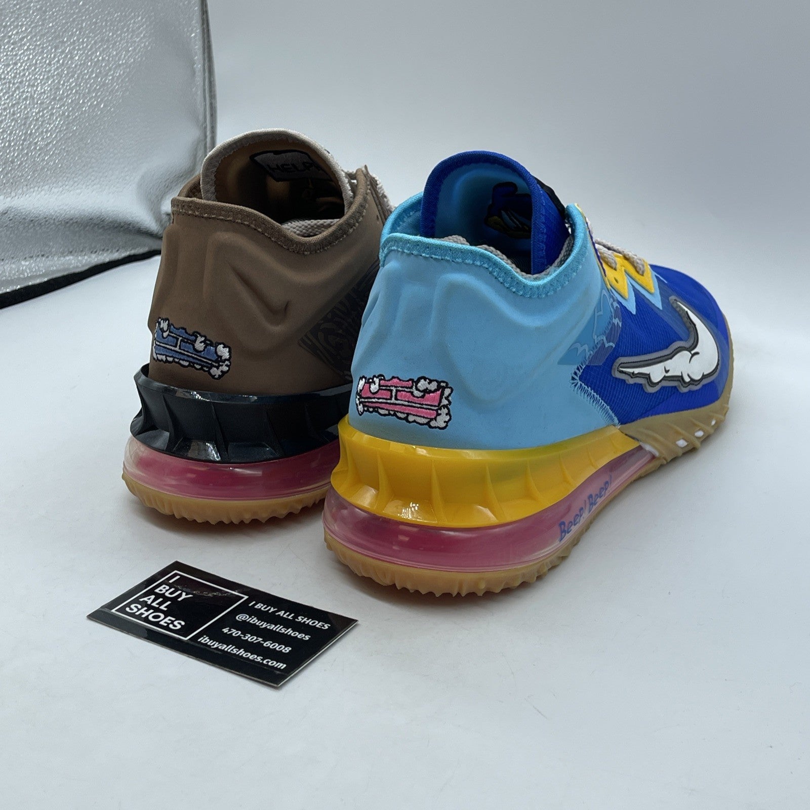 Size 12 - Nike Space Jam x LeBron 18 Low Wile E. x Roadrunner (CV7562-401)