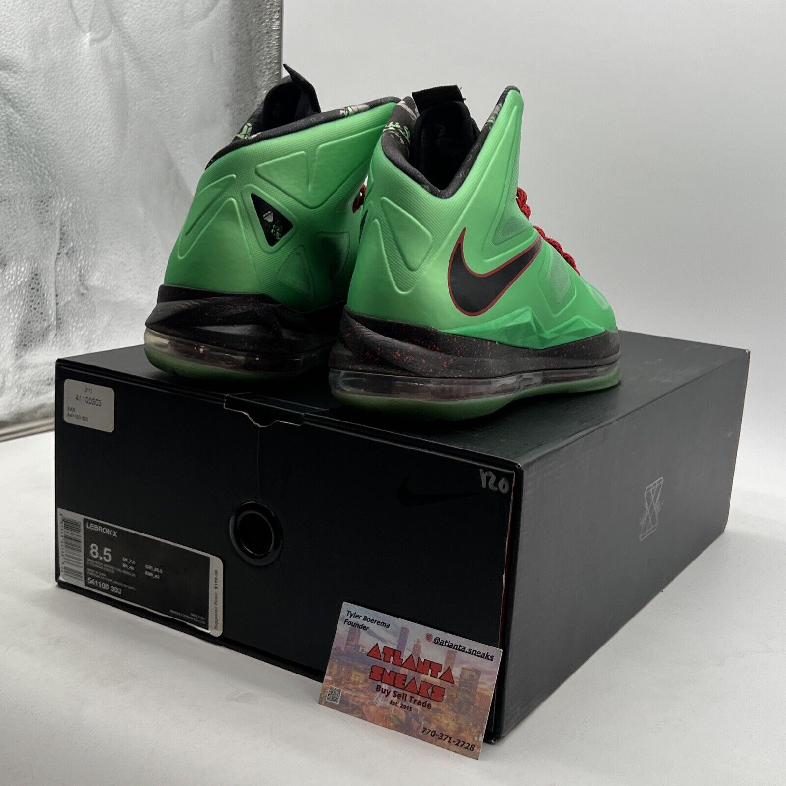 Size 8.5 - Nike LeBron 10 Cutting Jade (541100-303)