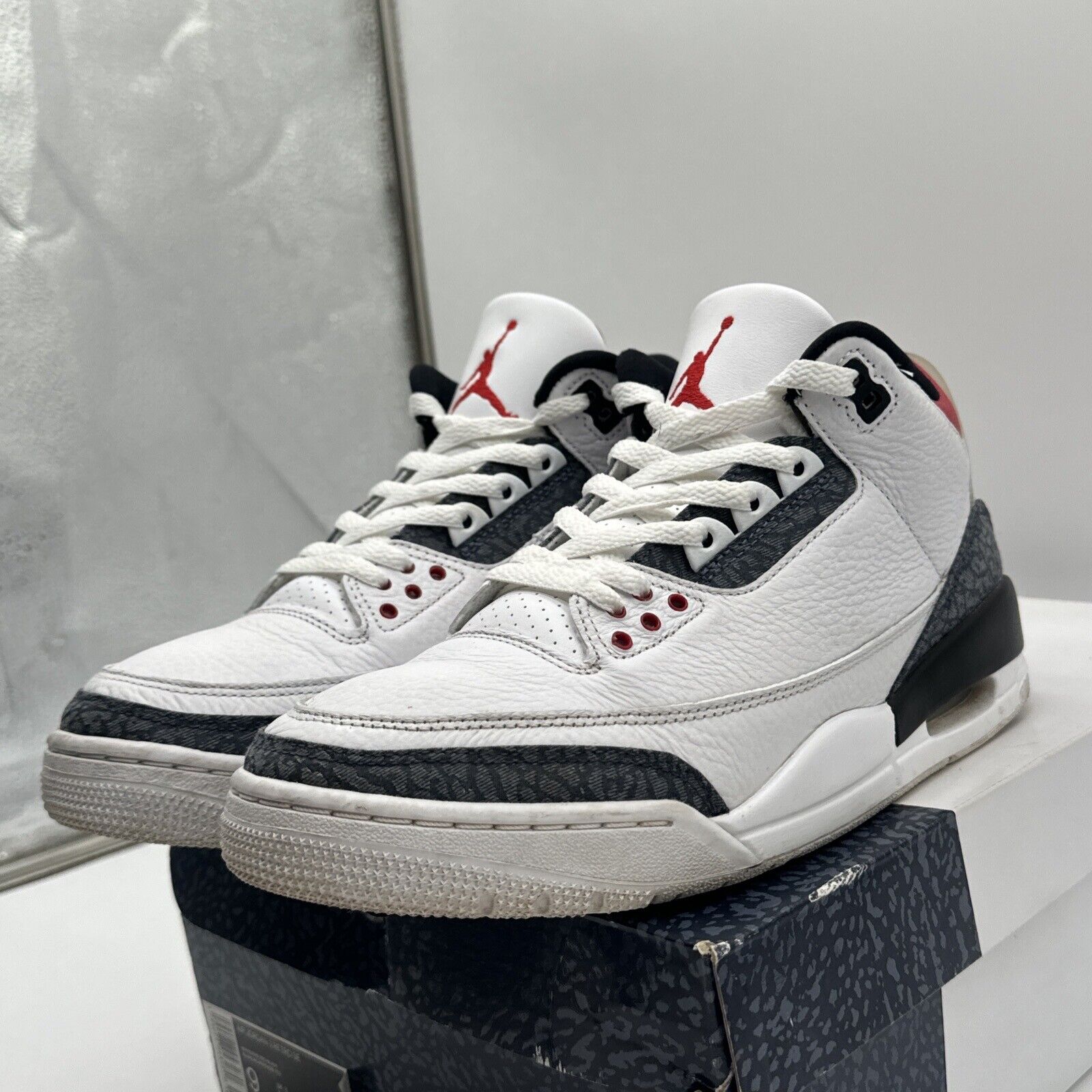 Size 9 - Jordan 3 Retro Denim SE Fire Red 2020 White Red Navy Jeans Premium Mate